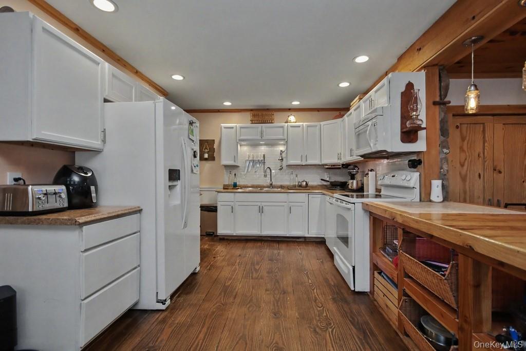 105 Cold Spring Road Property Photo 7