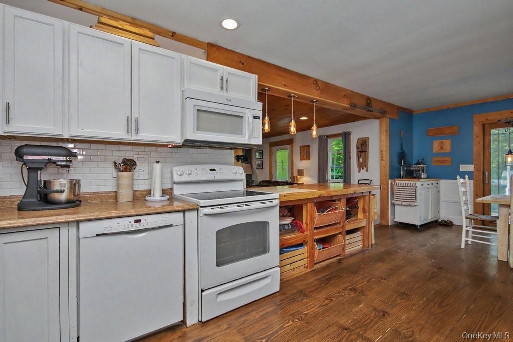 105 Cold Spring Road Property Photo 8