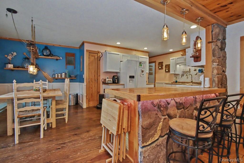105 Cold Spring Road Property Photo 9