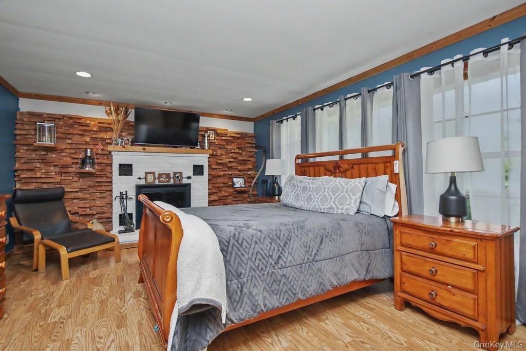105 Cold Spring Road Property Photo 14