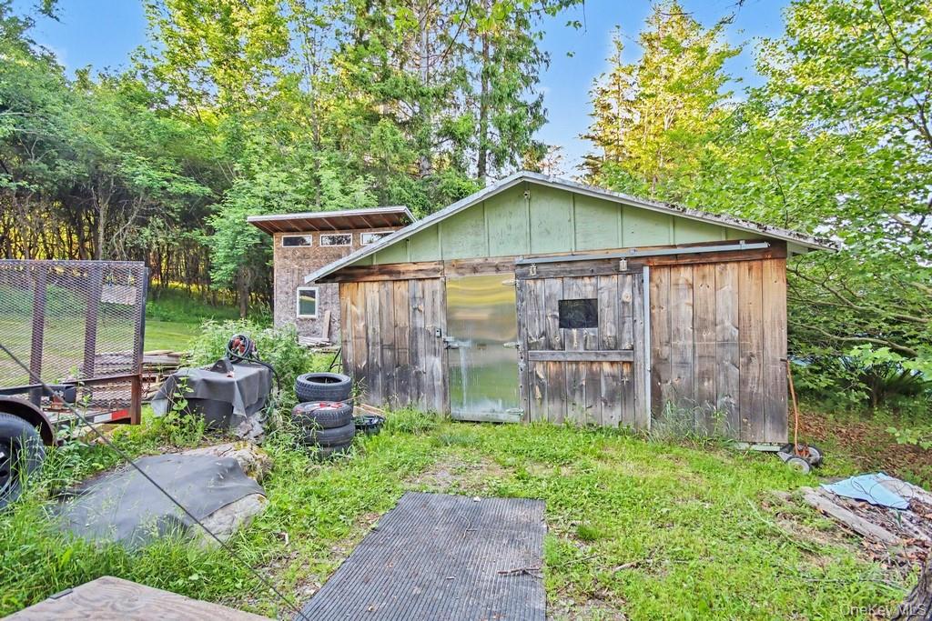105 Cold Spring Road Property Photo 35