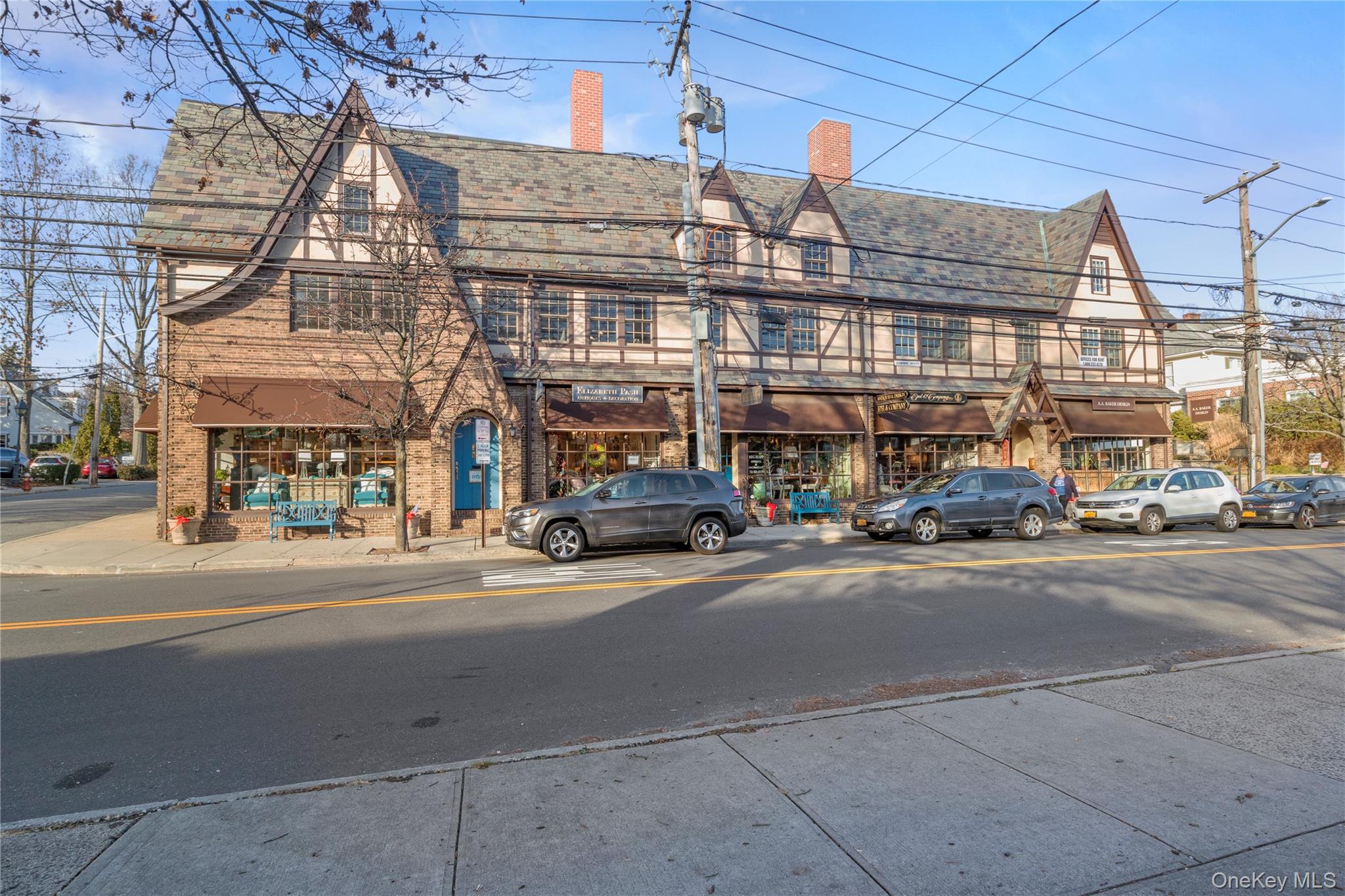 84-96 Forest Avenue Property Photo 1