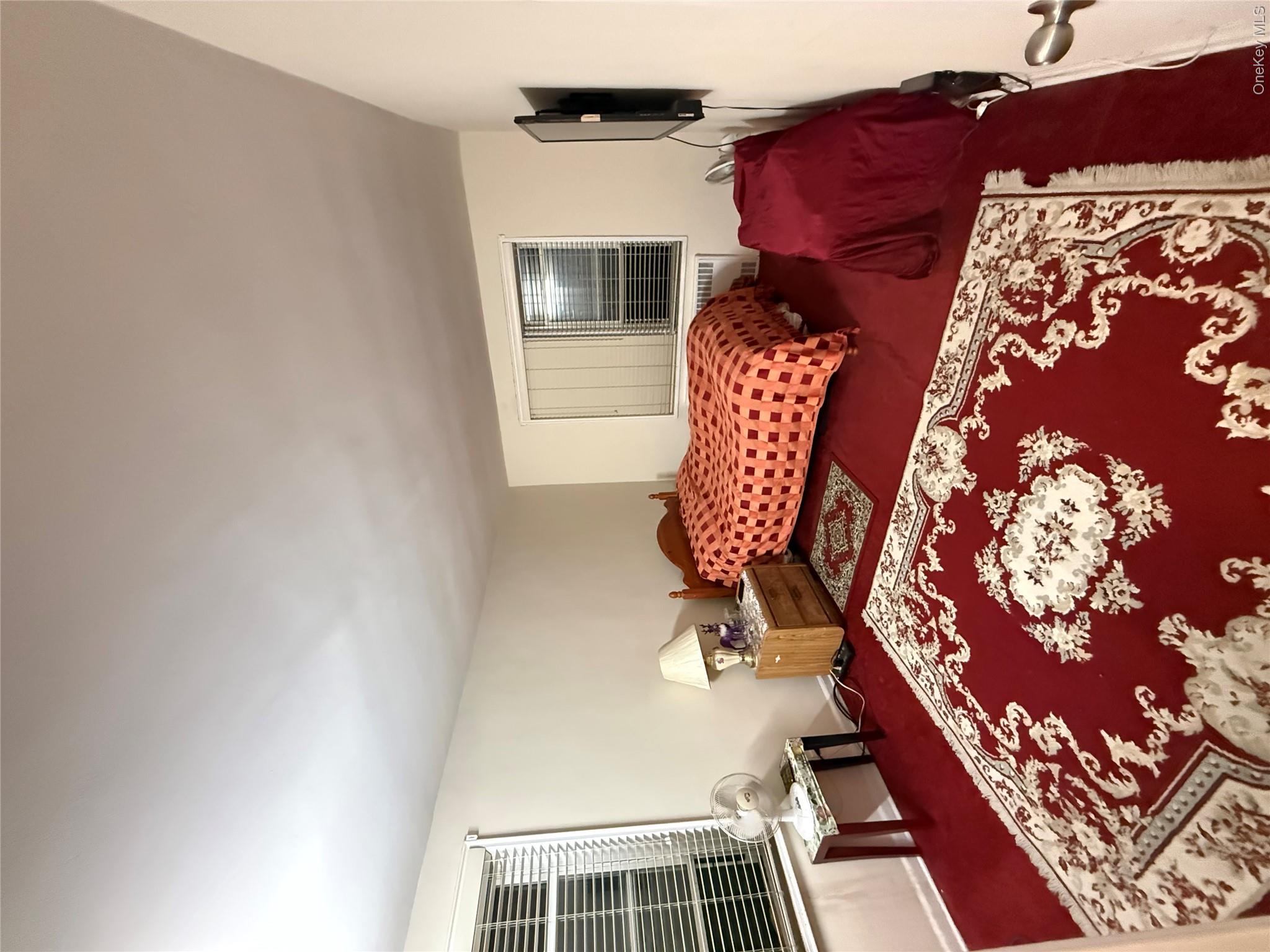84-55 Daniels Street 5c Property Photo 4