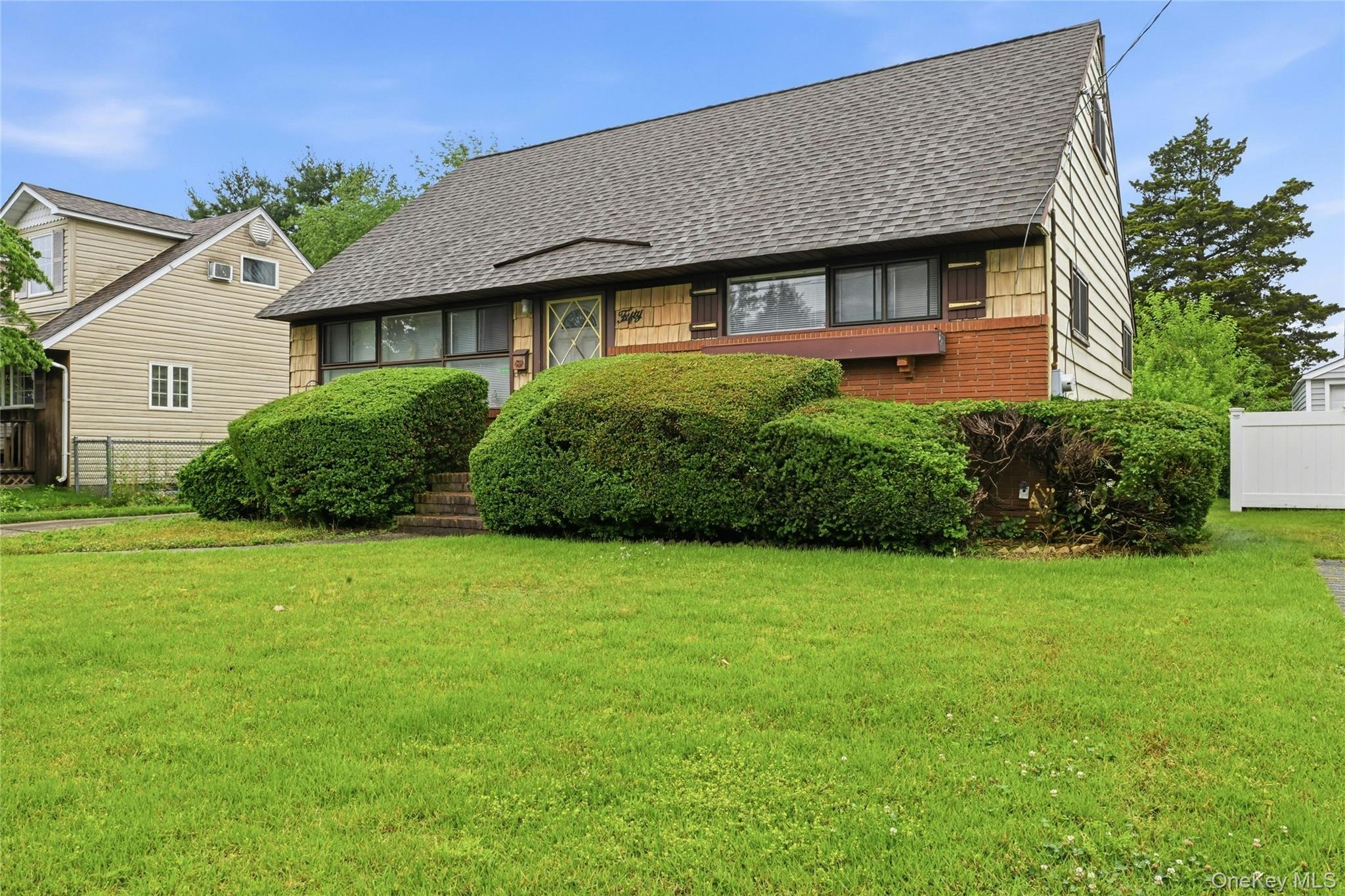 50 Moeller Street Property Photo 2