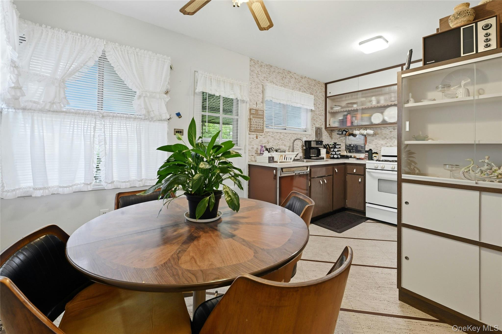 50 Moeller Street Property Photo 8