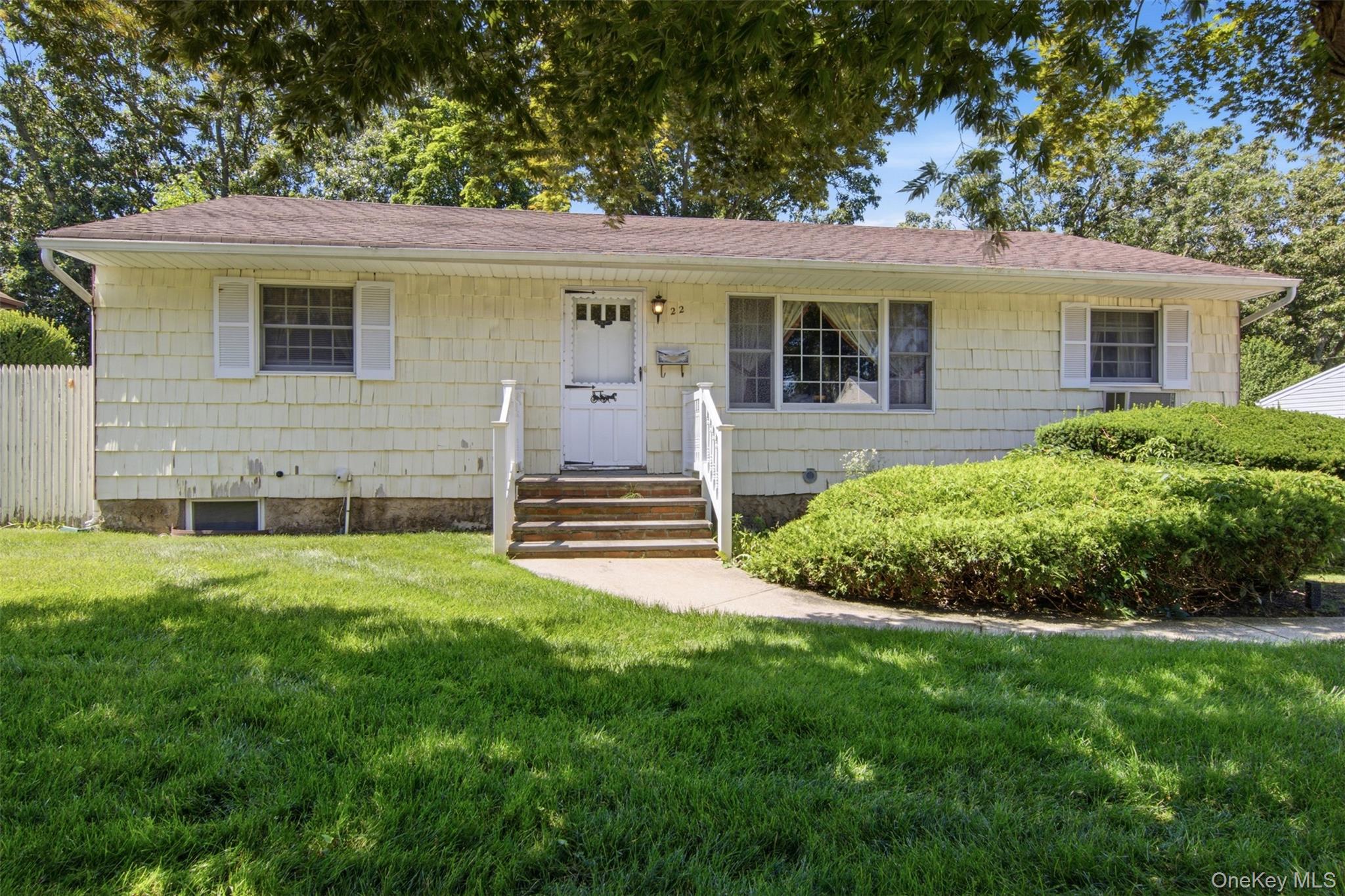 22 Berry Lane Property Photo 1