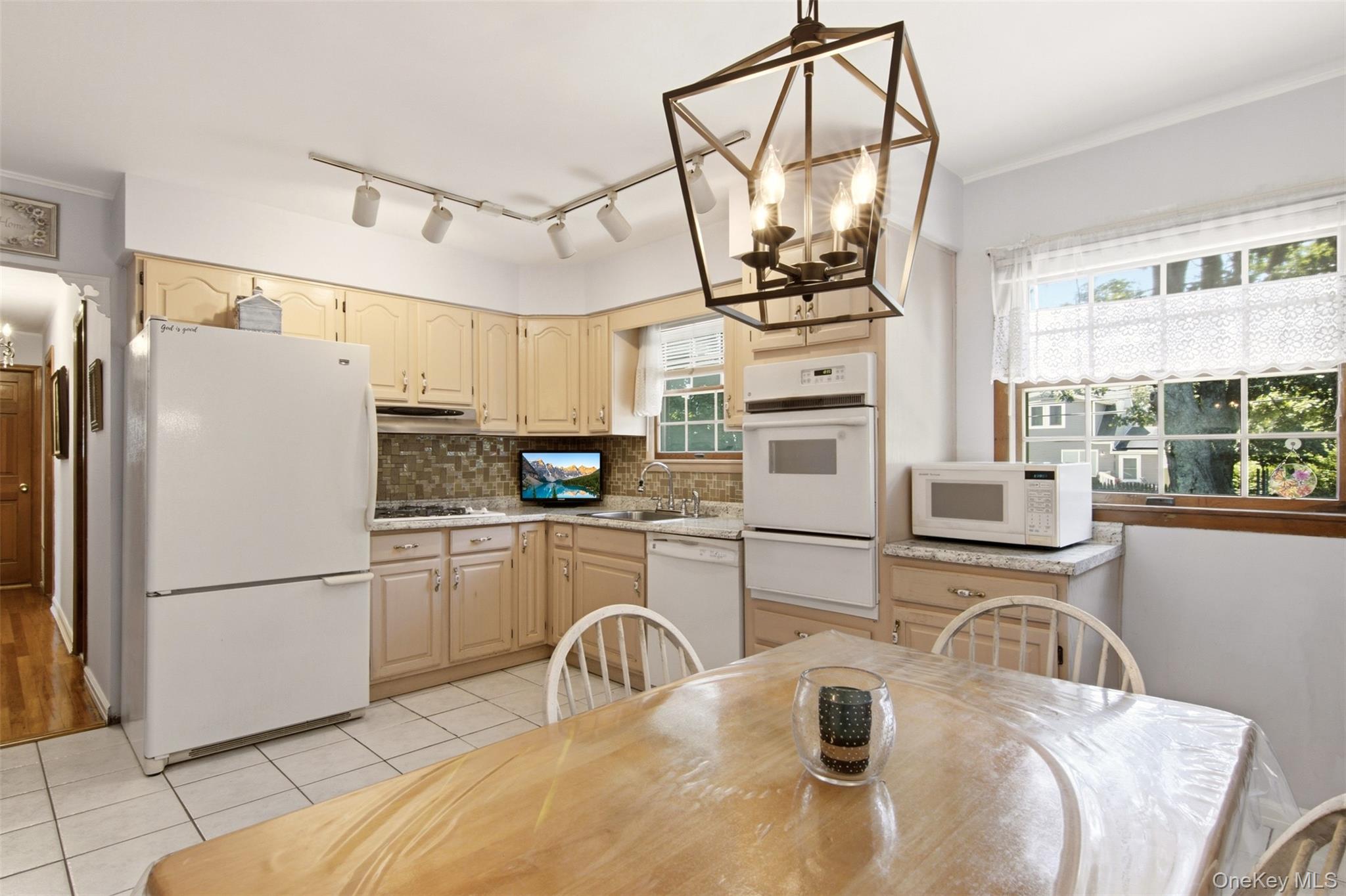 22 Berry Lane Property Photo 12
