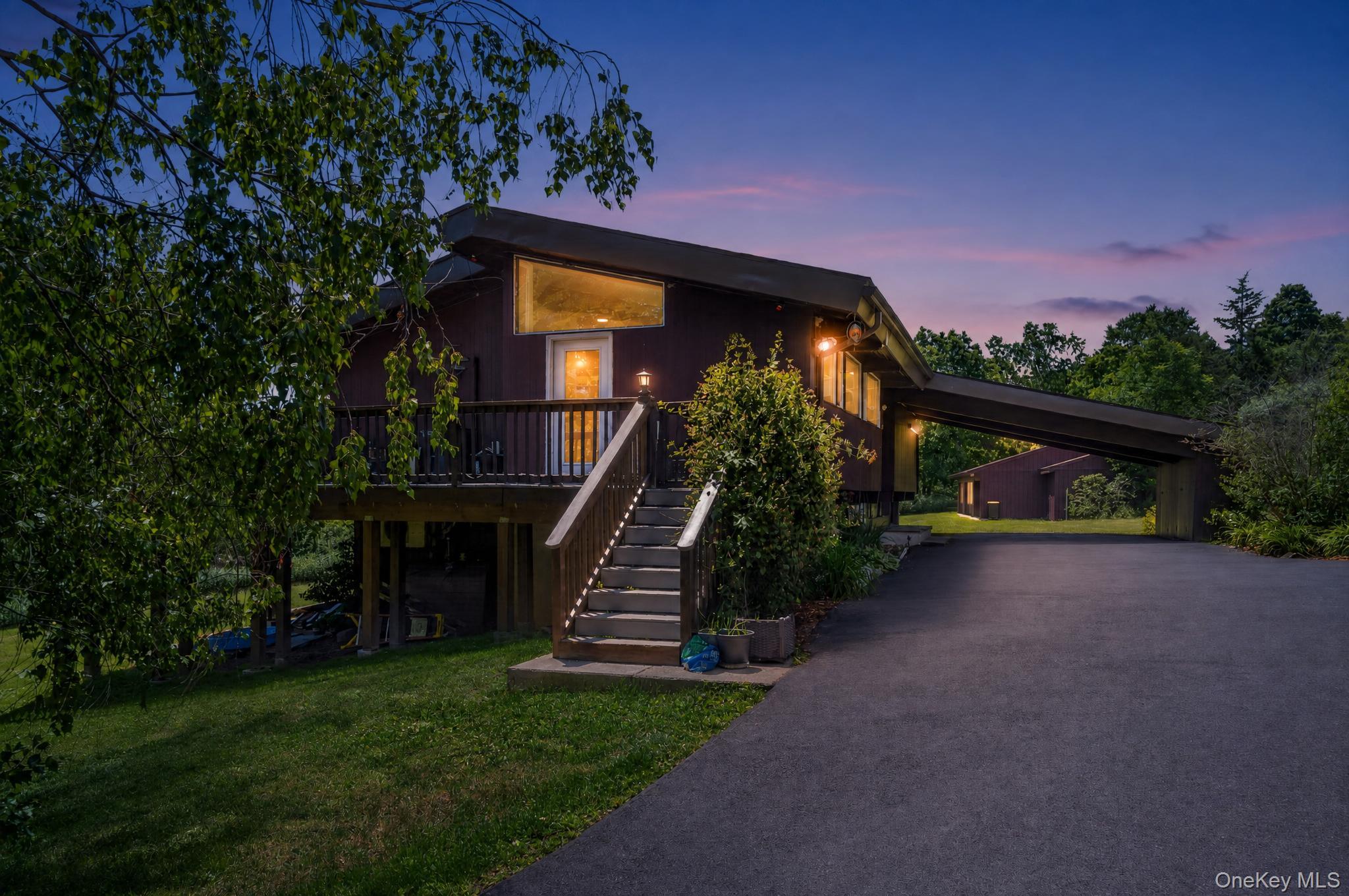 424 Laroe Road Property Photo 3