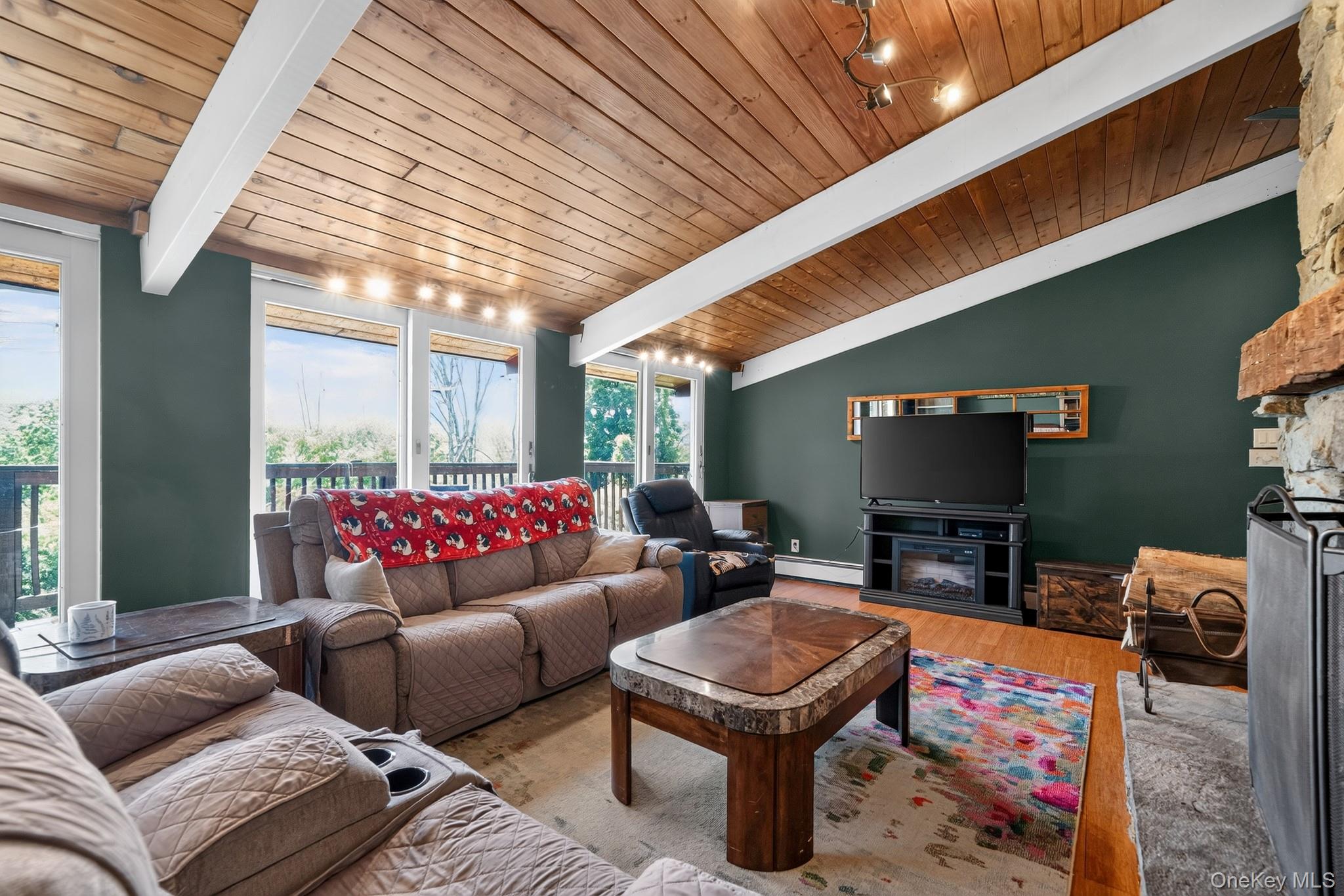 424 Laroe Road Property Photo 5