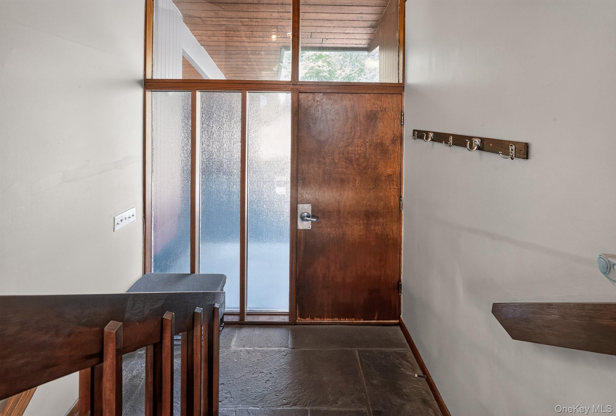 424 Laroe Road Property Photo 8