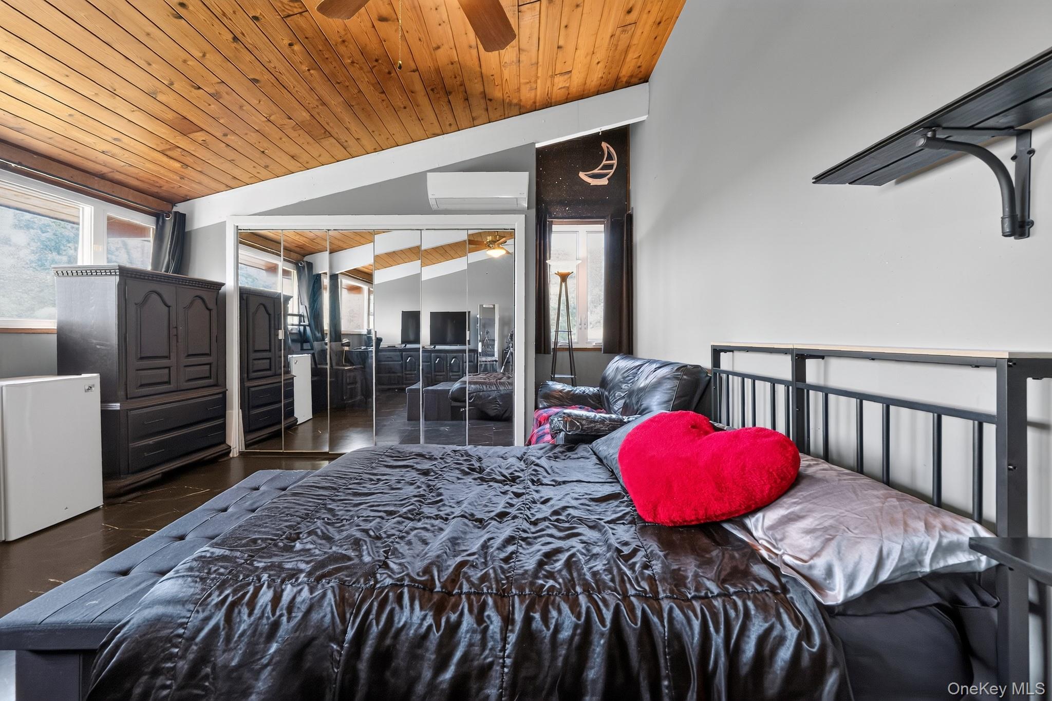424 Laroe Road Property Photo 20