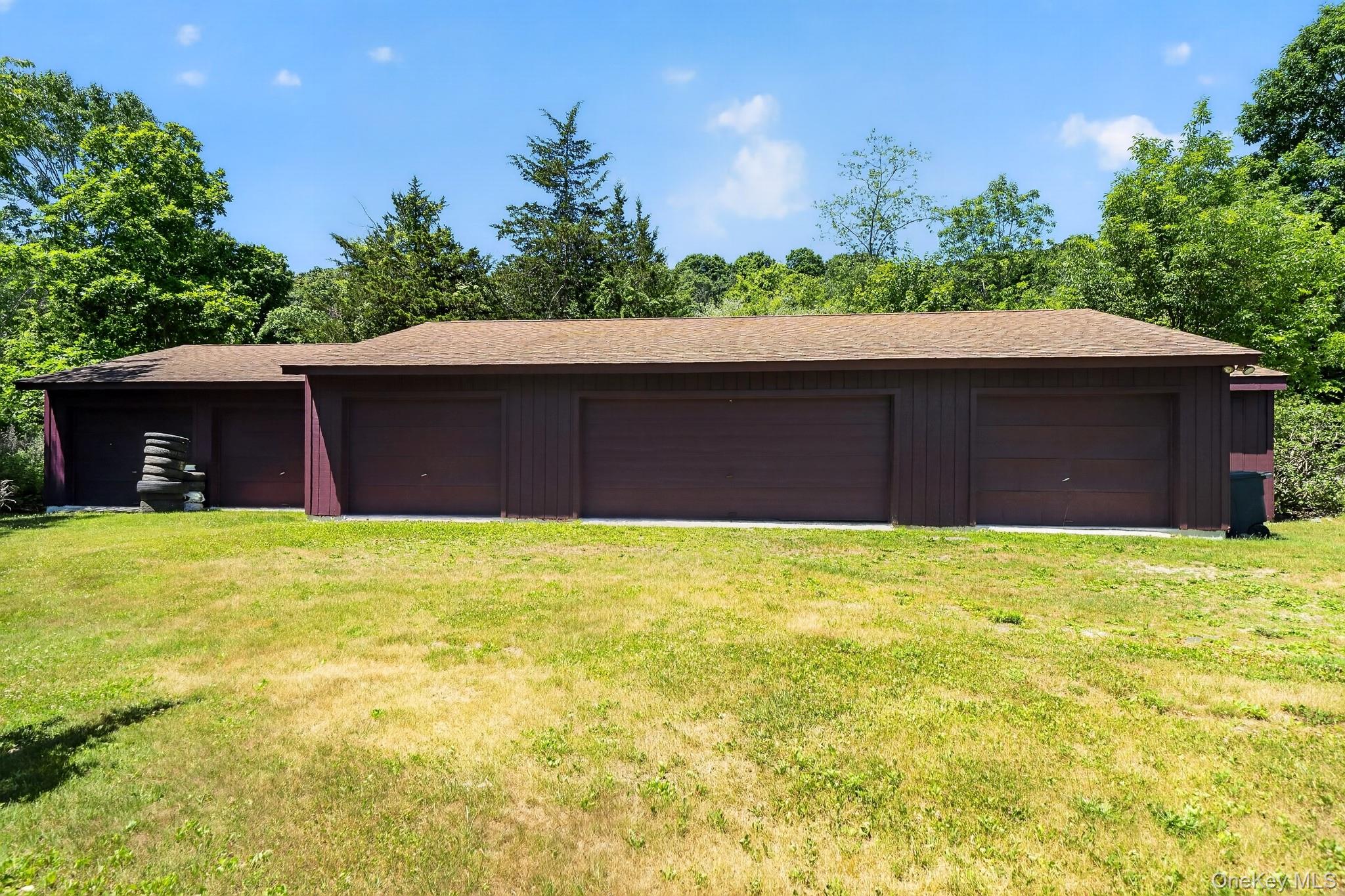 424 Laroe Road Property Photo 25