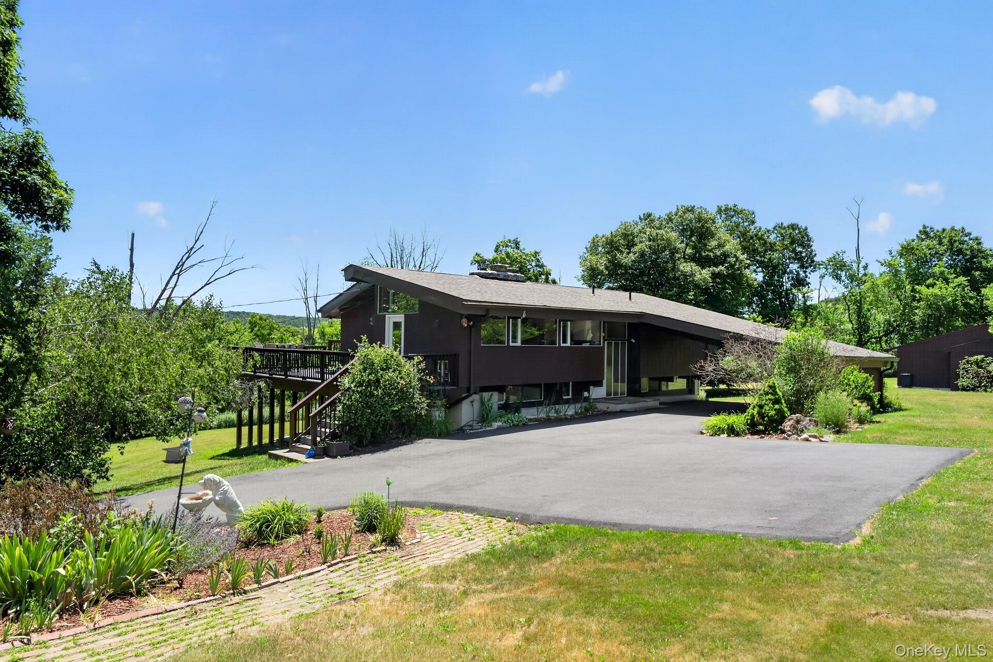 424 Laroe Road Property Photo 27