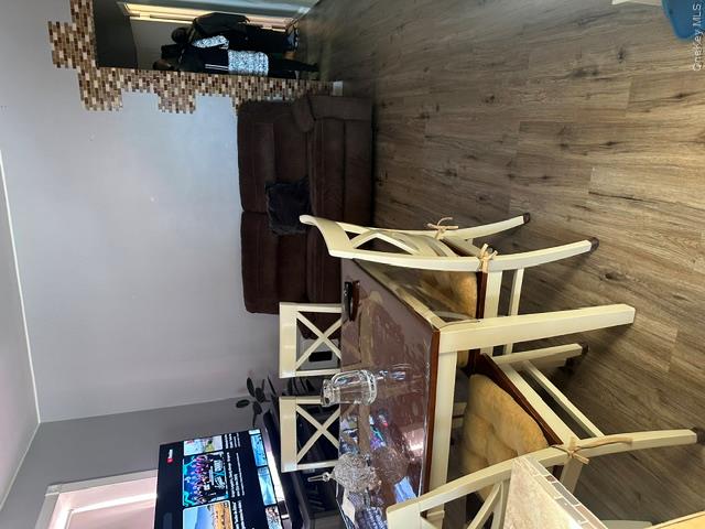 9402 Jamaica Avenue Property Photo 8