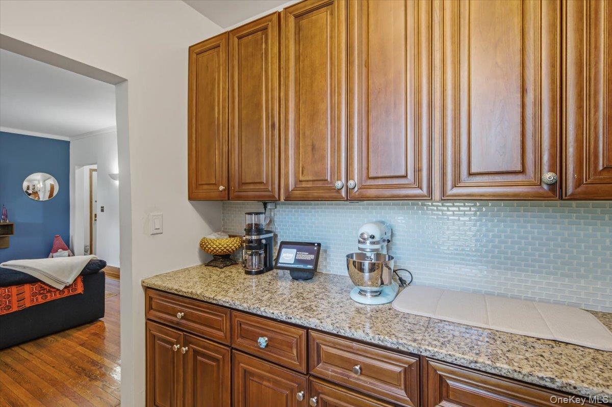 160-15 Powells Cove Boulevard C7 Property Photo 10
