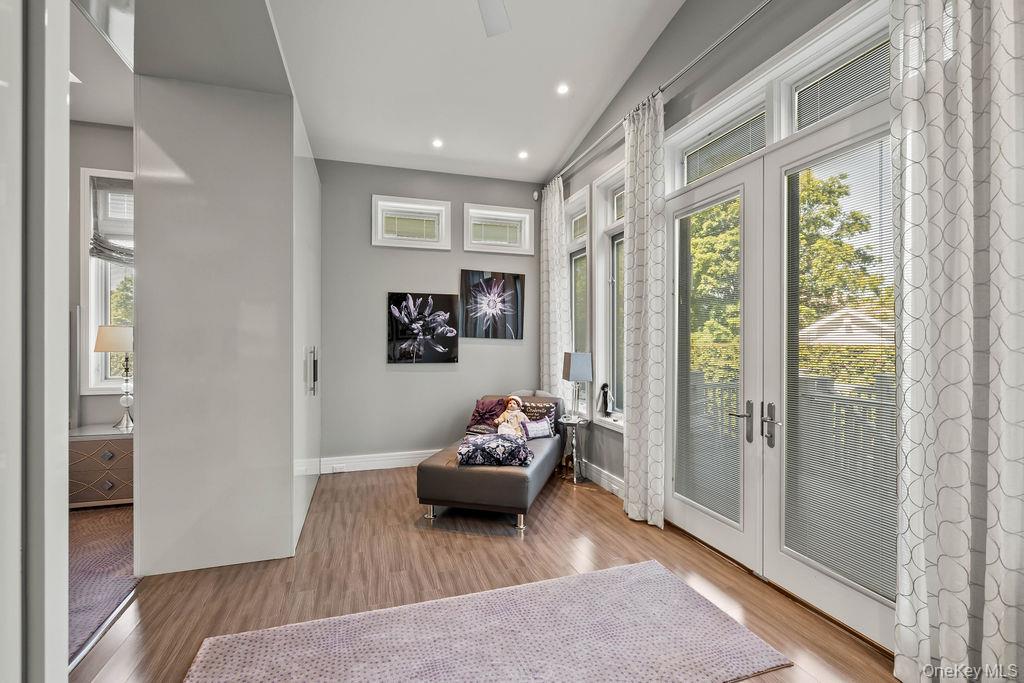 9 Ash Street Property Photo 12