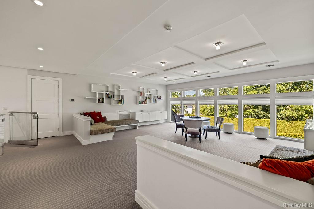 9 Ash Street Property Photo 18
