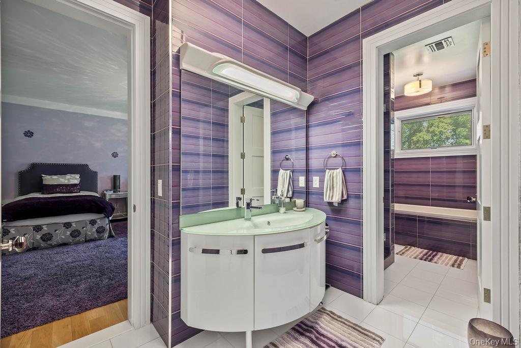 9 Ash Street Property Photo 23