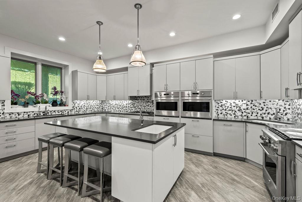 9 Ash Street Property Photo 30