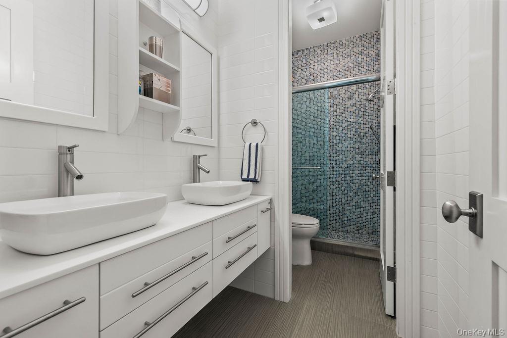 9 Ash Street Property Photo 35