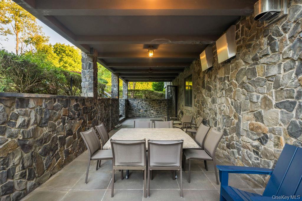9 Ash Street Property Photo 44