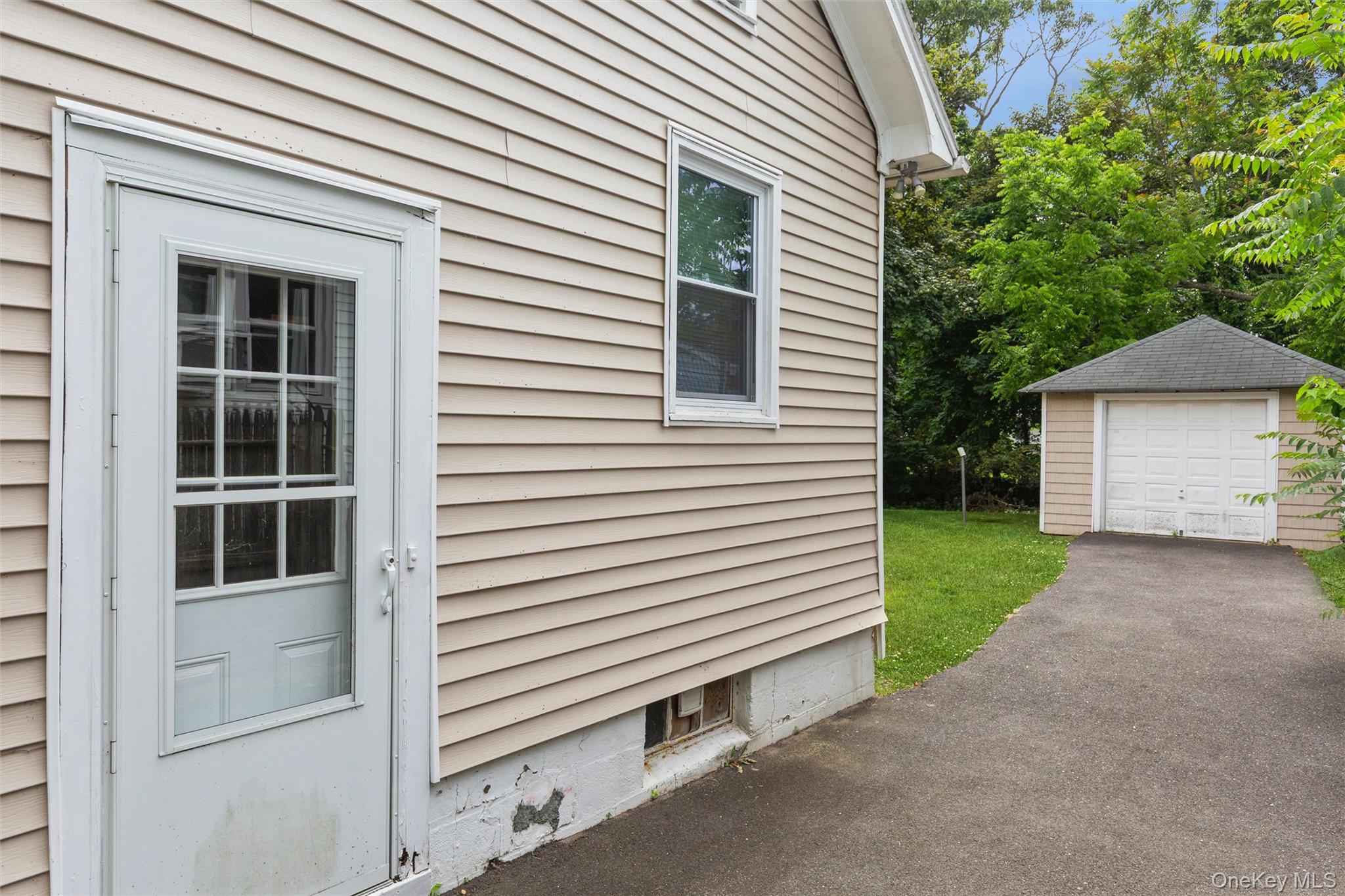 23 S Summit Avenue Property Photo 20
