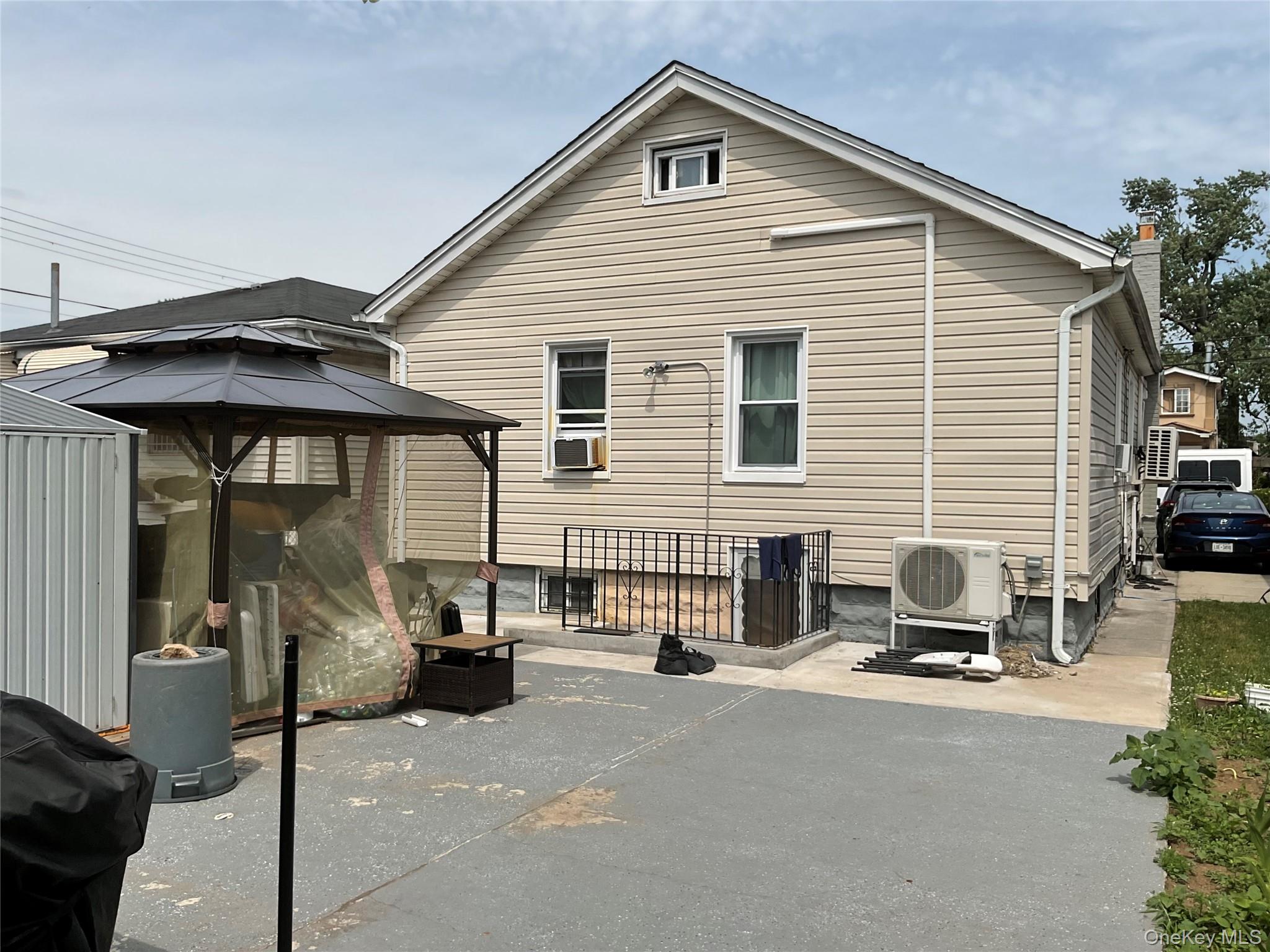 10206 213th Street Property Photo 26