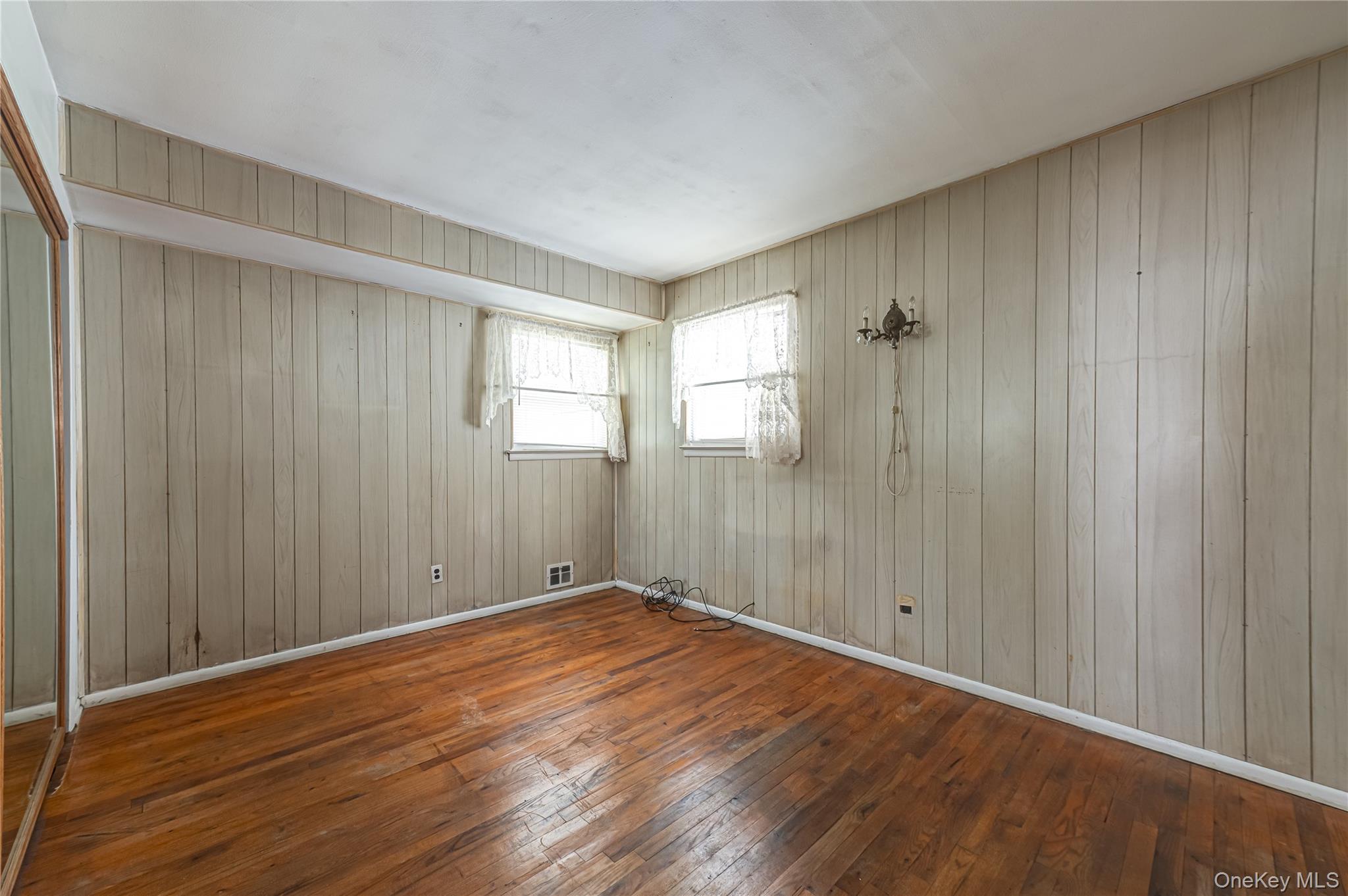 1614 N Gardiner Drive Property Photo 15