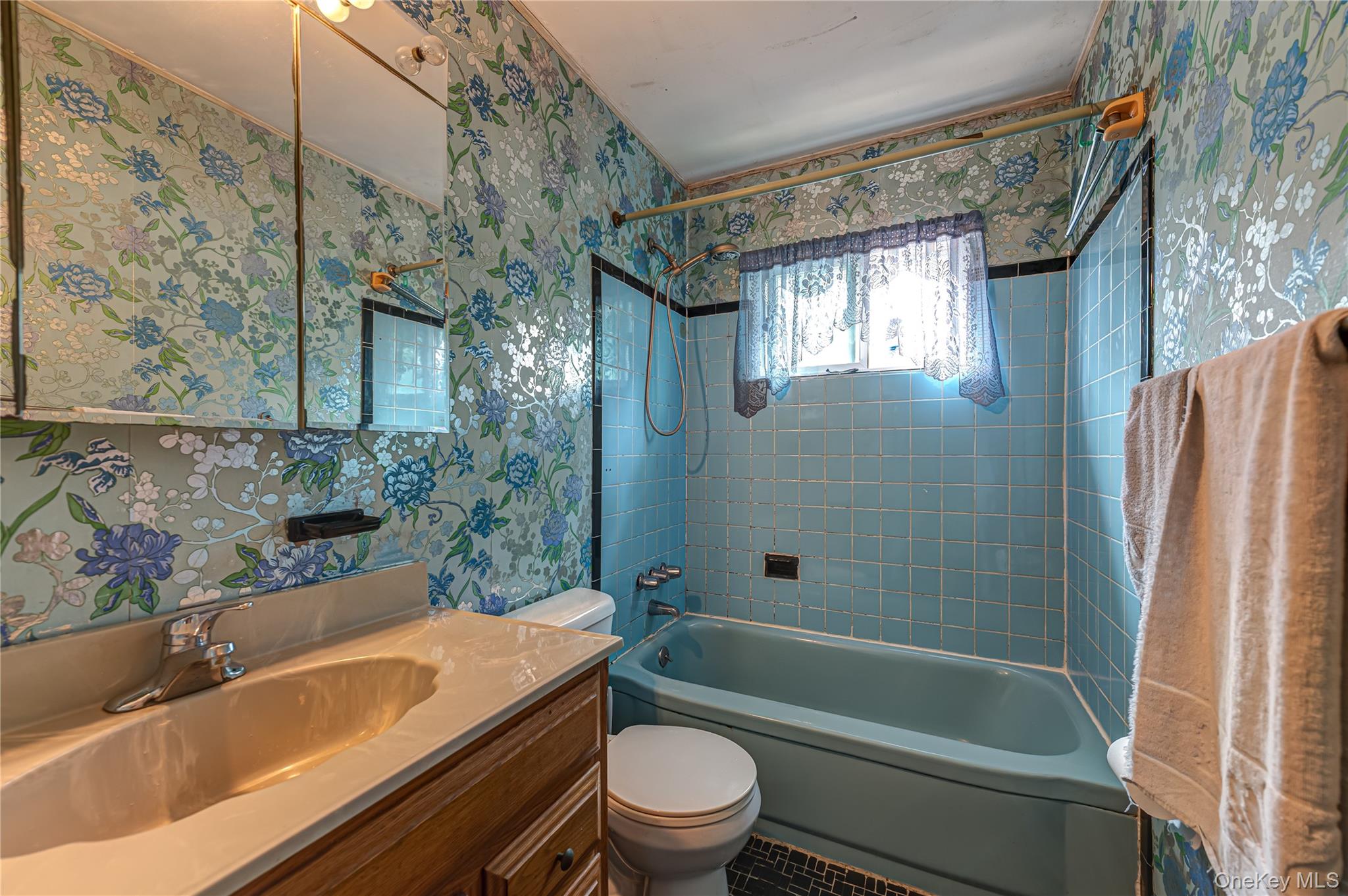 1614 N Gardiner Drive Property Photo 19