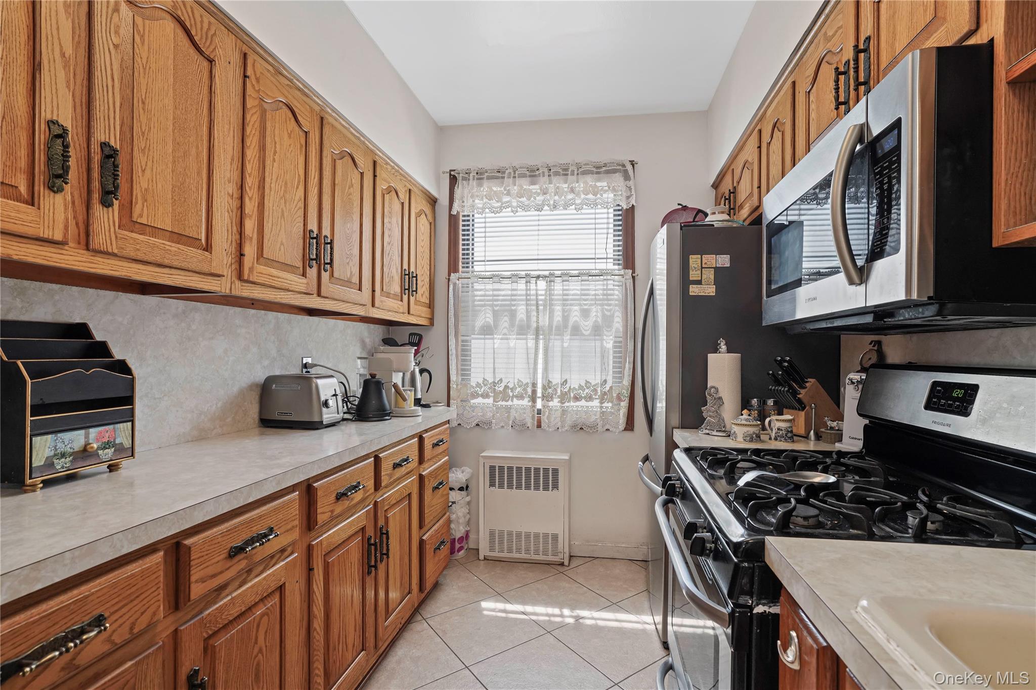 1877 Hart Street Property Photo 19