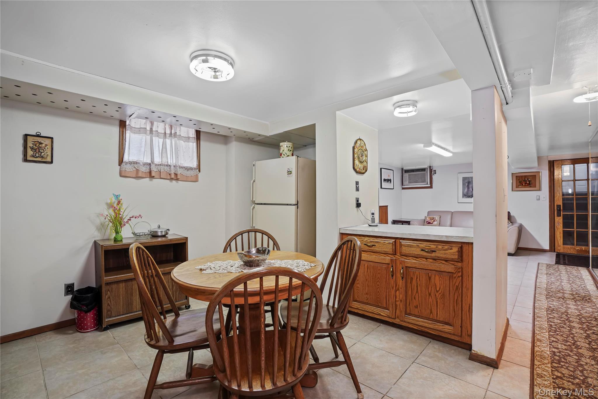 1877 Hart Street Property Photo 27