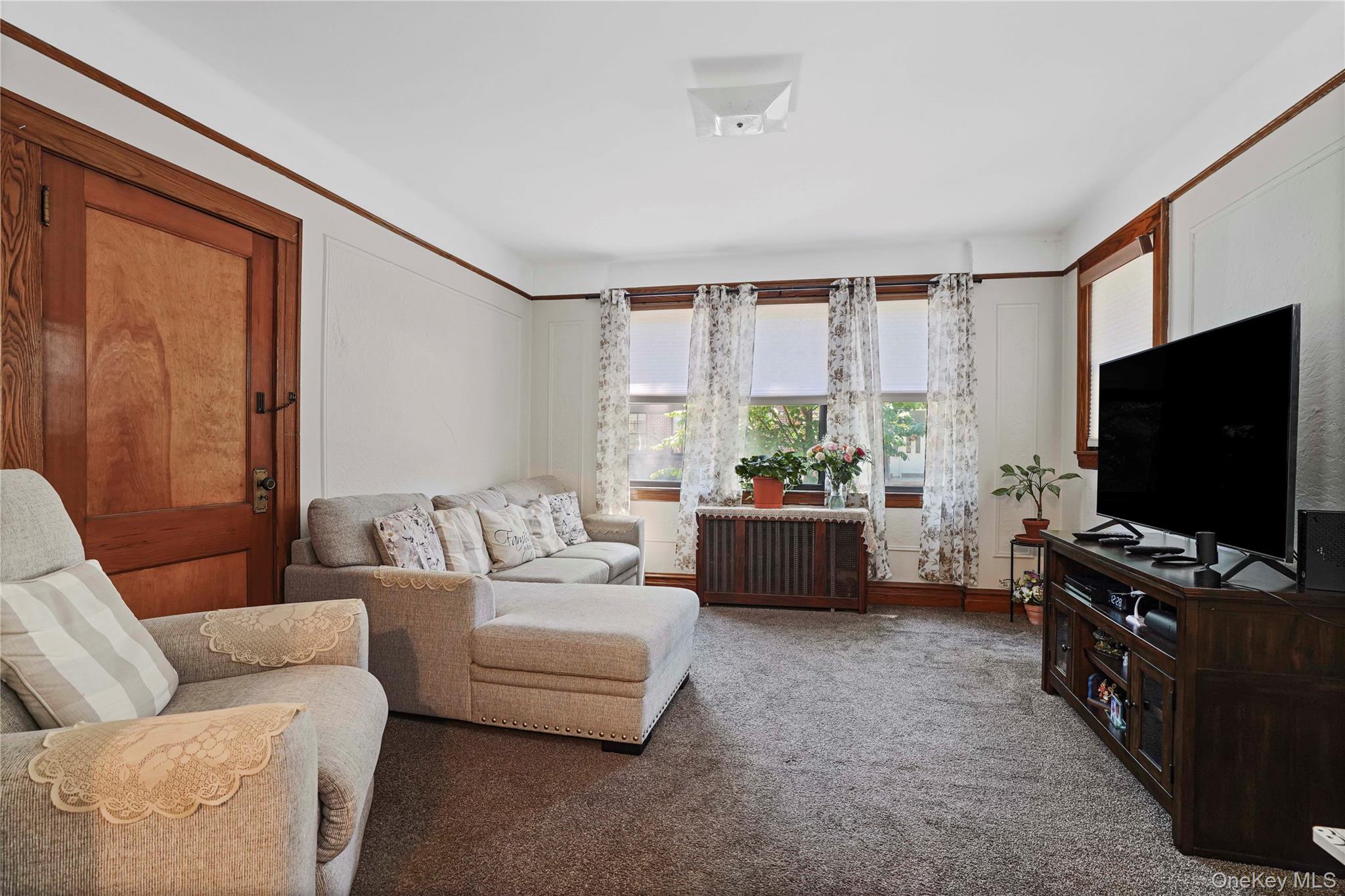 1877 Hart Street Property Photo 31