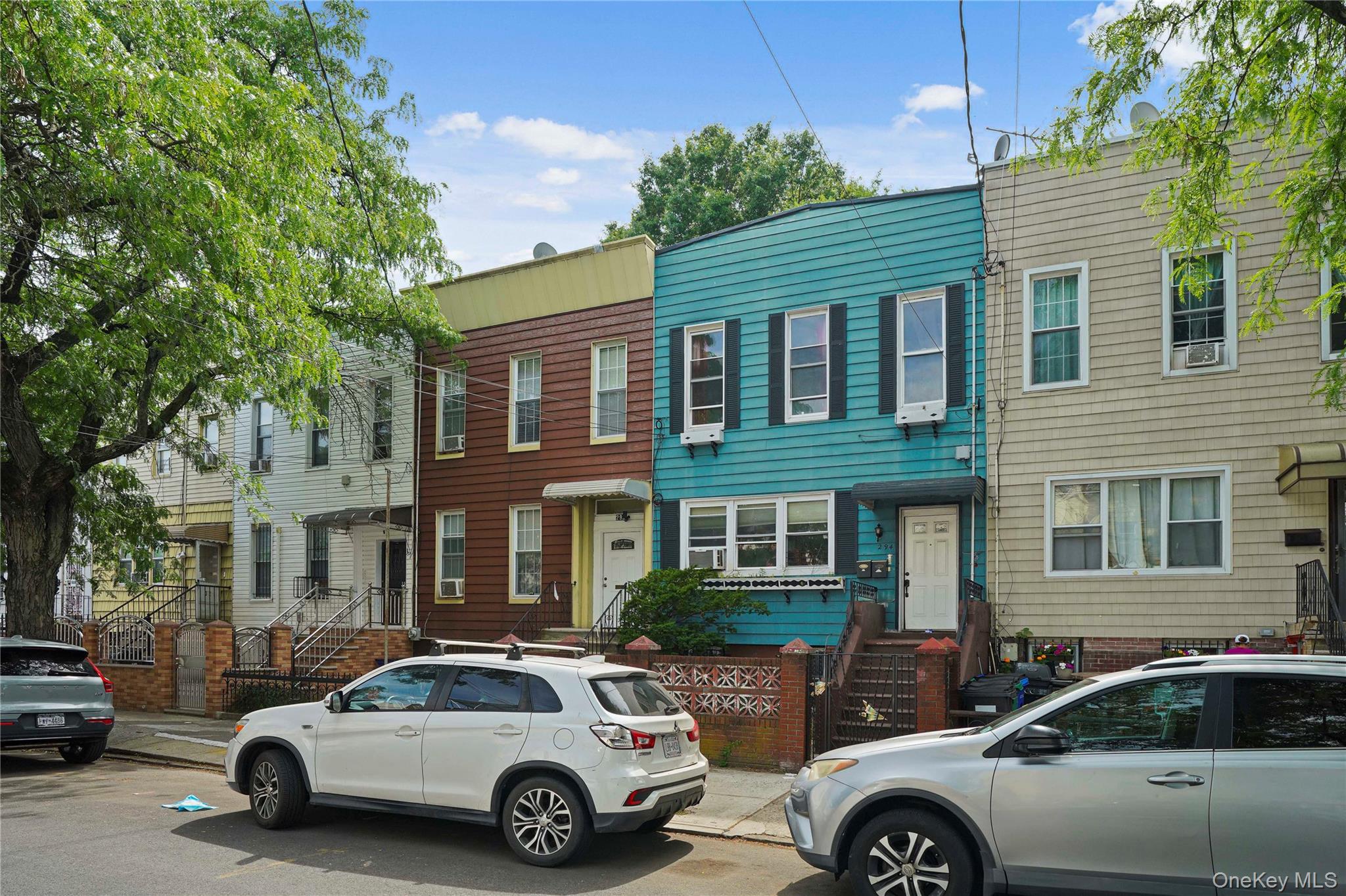 294 Hemlock Street Property Photo 1