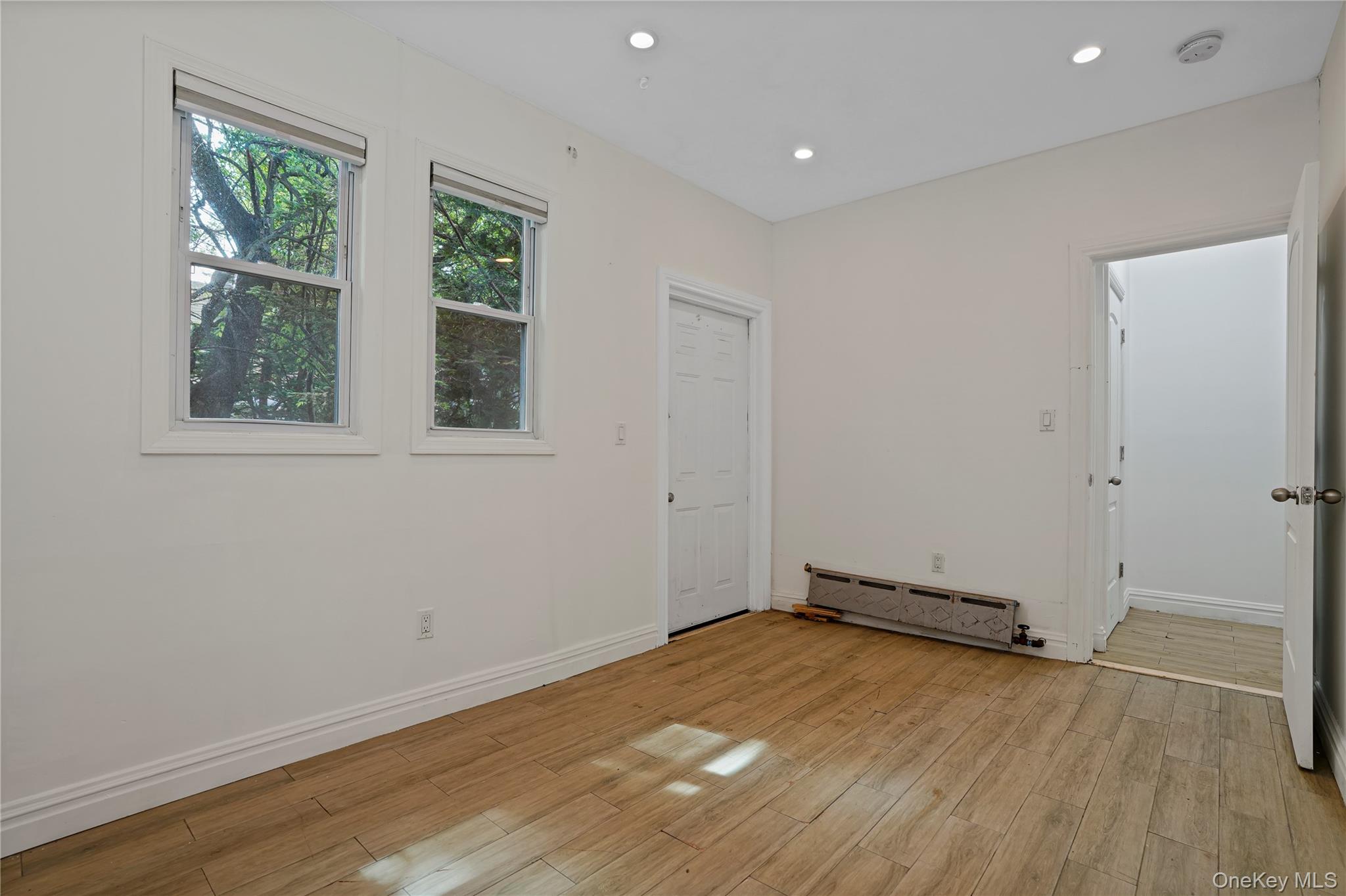 294 Hemlock Street Property Photo 8