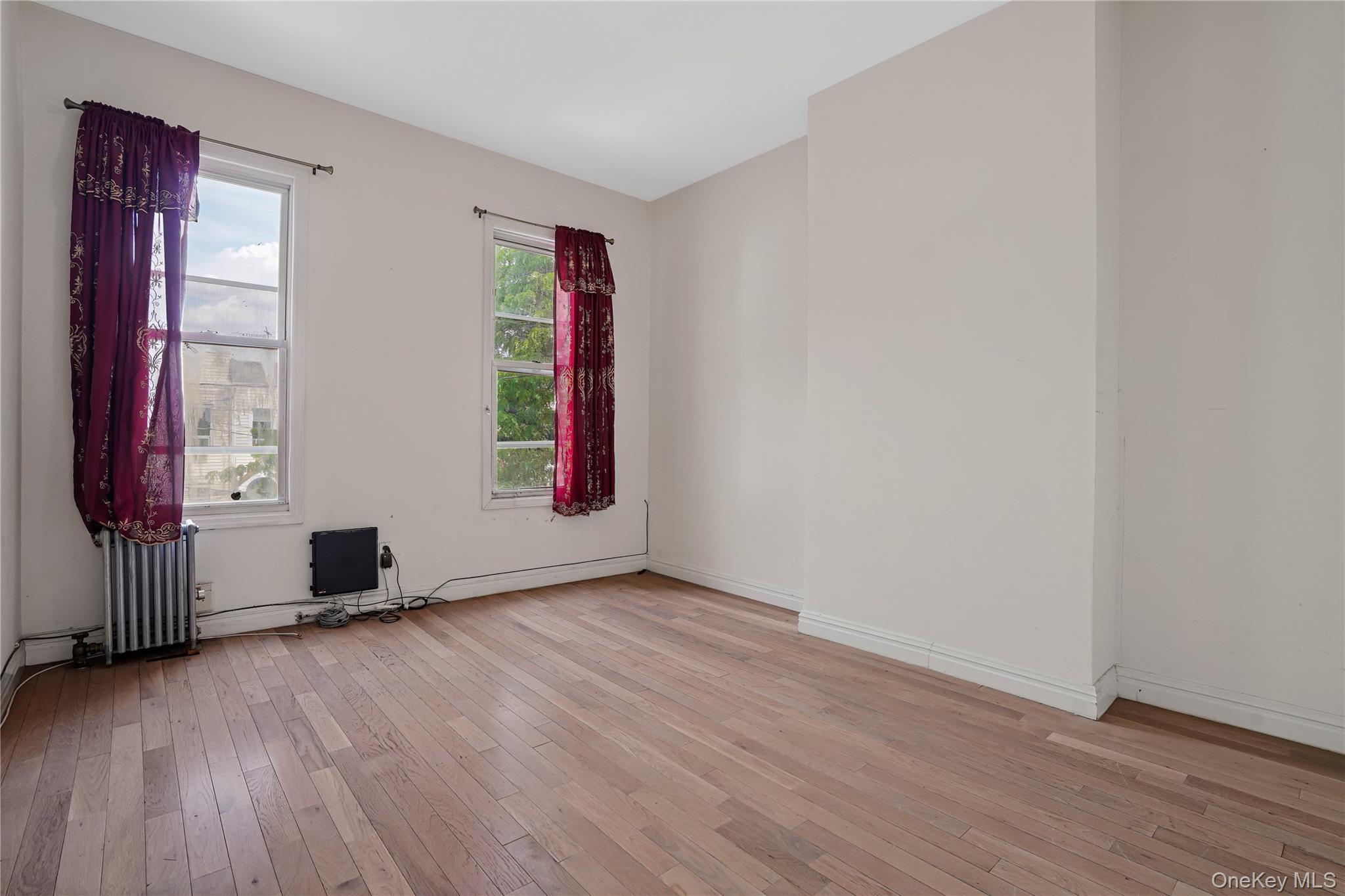 294 Hemlock Street Property Photo 10