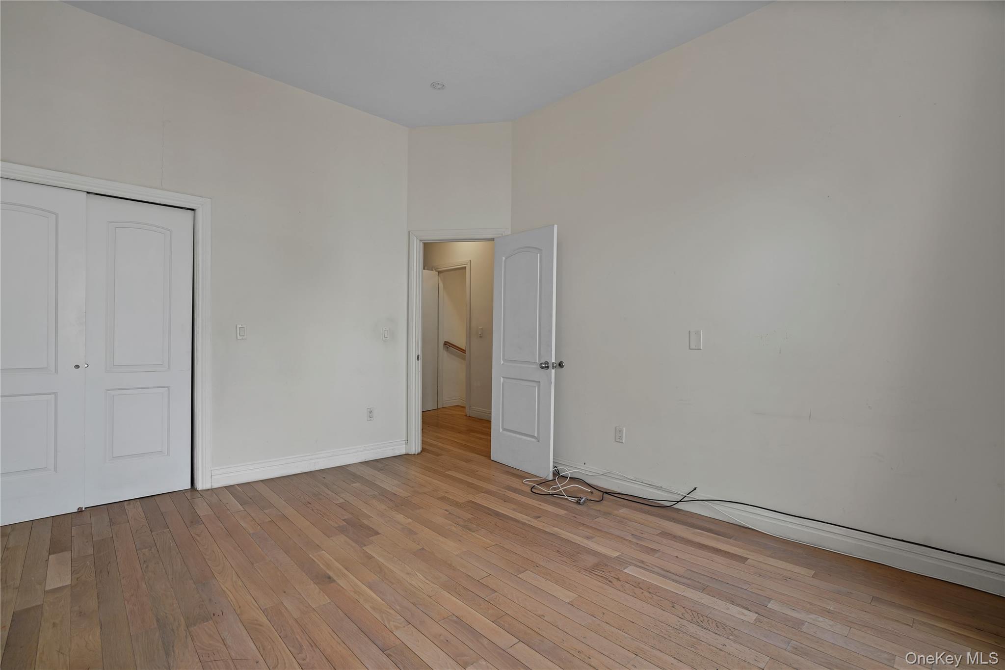 294 Hemlock Street Property Photo 11