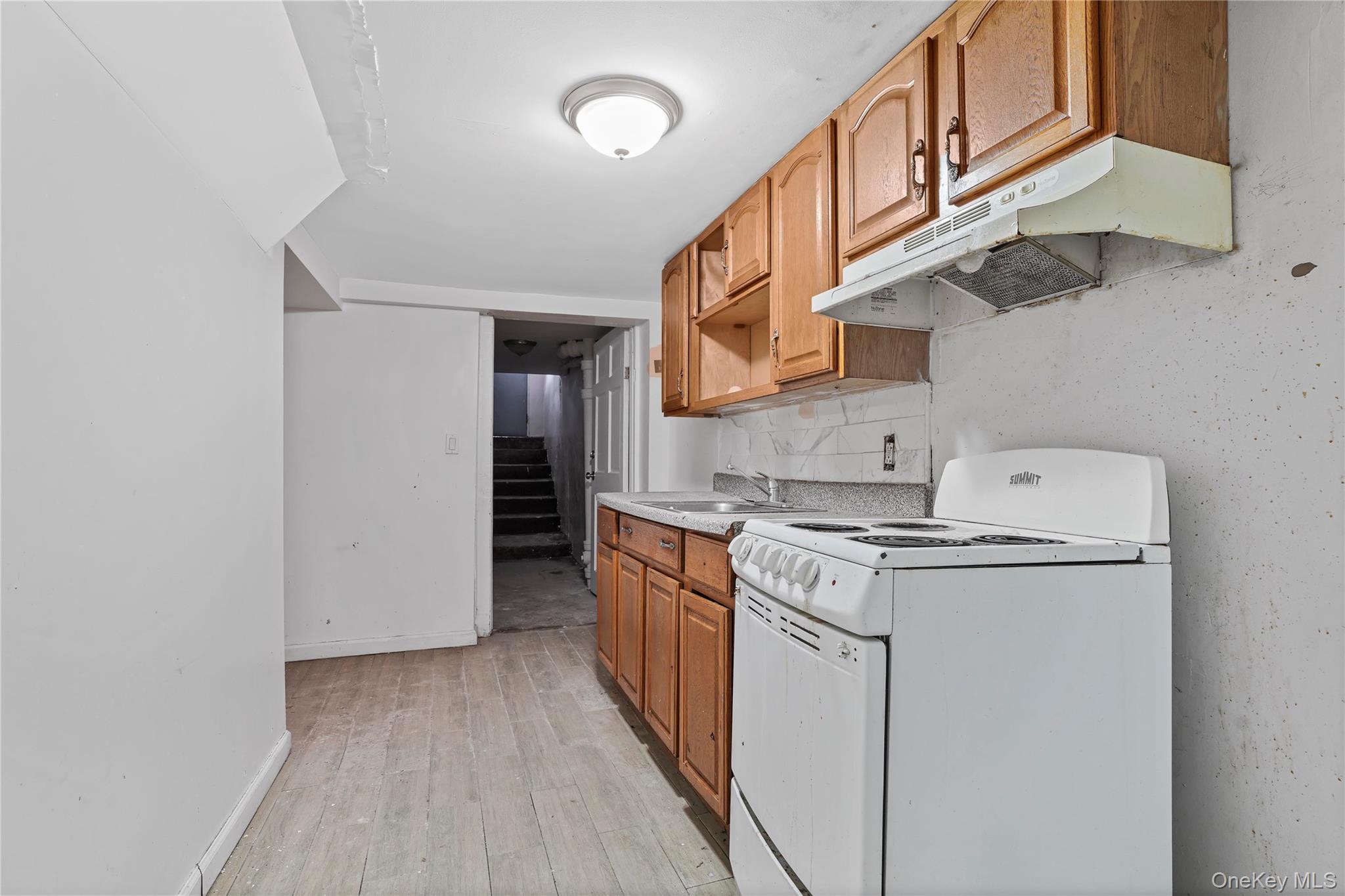 294 Hemlock Street Property Photo 25
