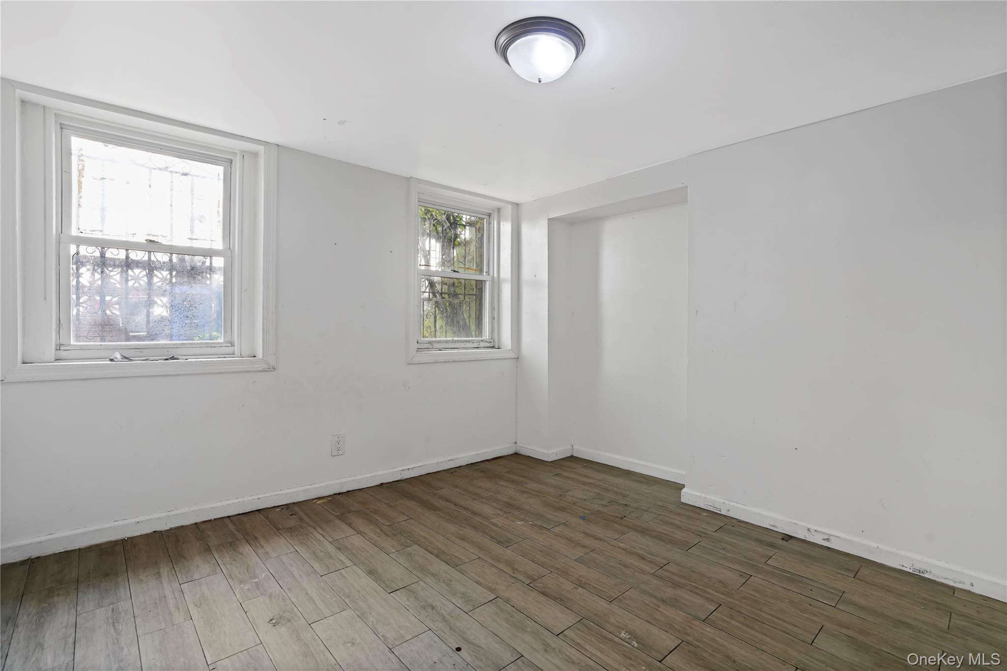 294 Hemlock Street Property Photo 31