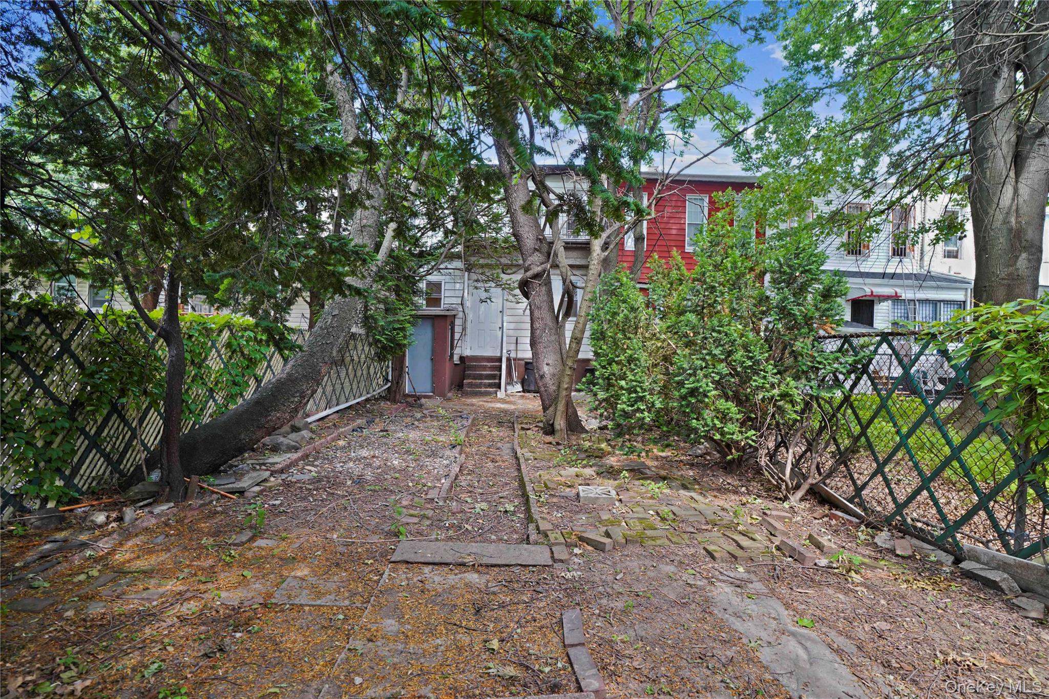 294 Hemlock Street Property Photo 36