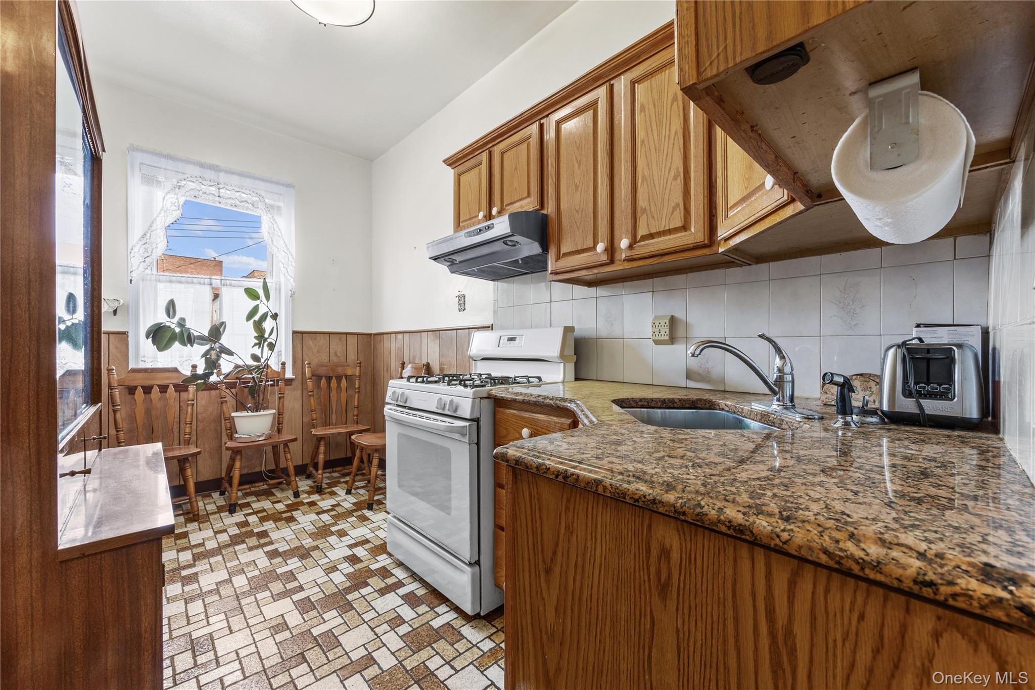 1804 Muliner Avenue Property Photo 9