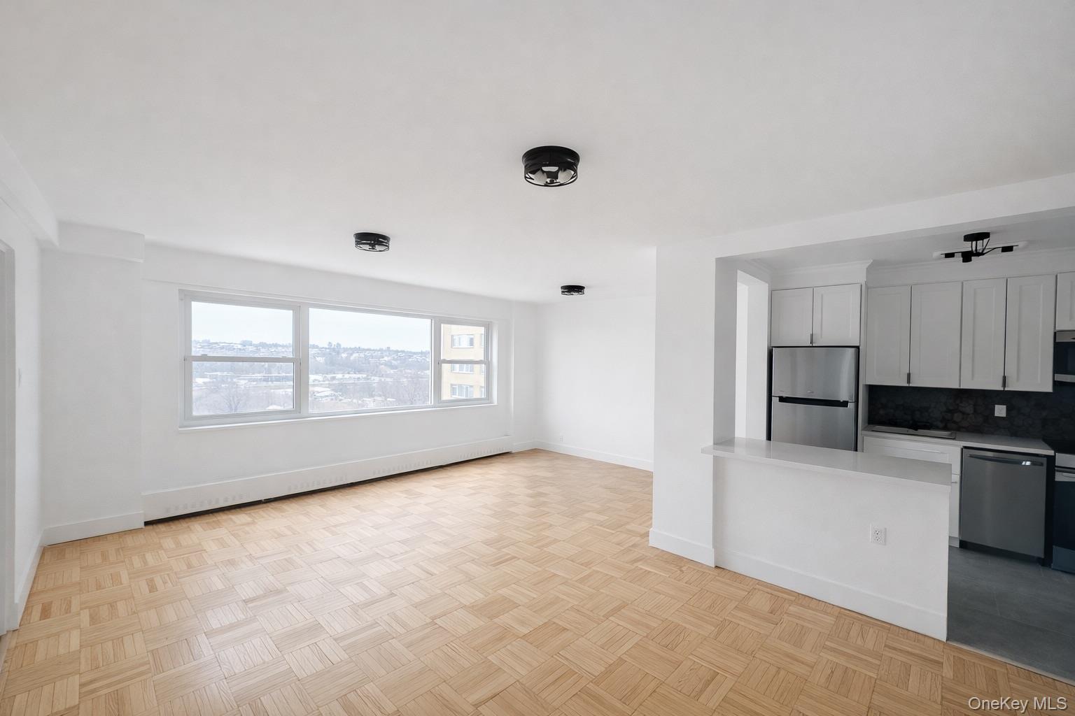 3 Fordham Hill Oval 7b Property Photo 6