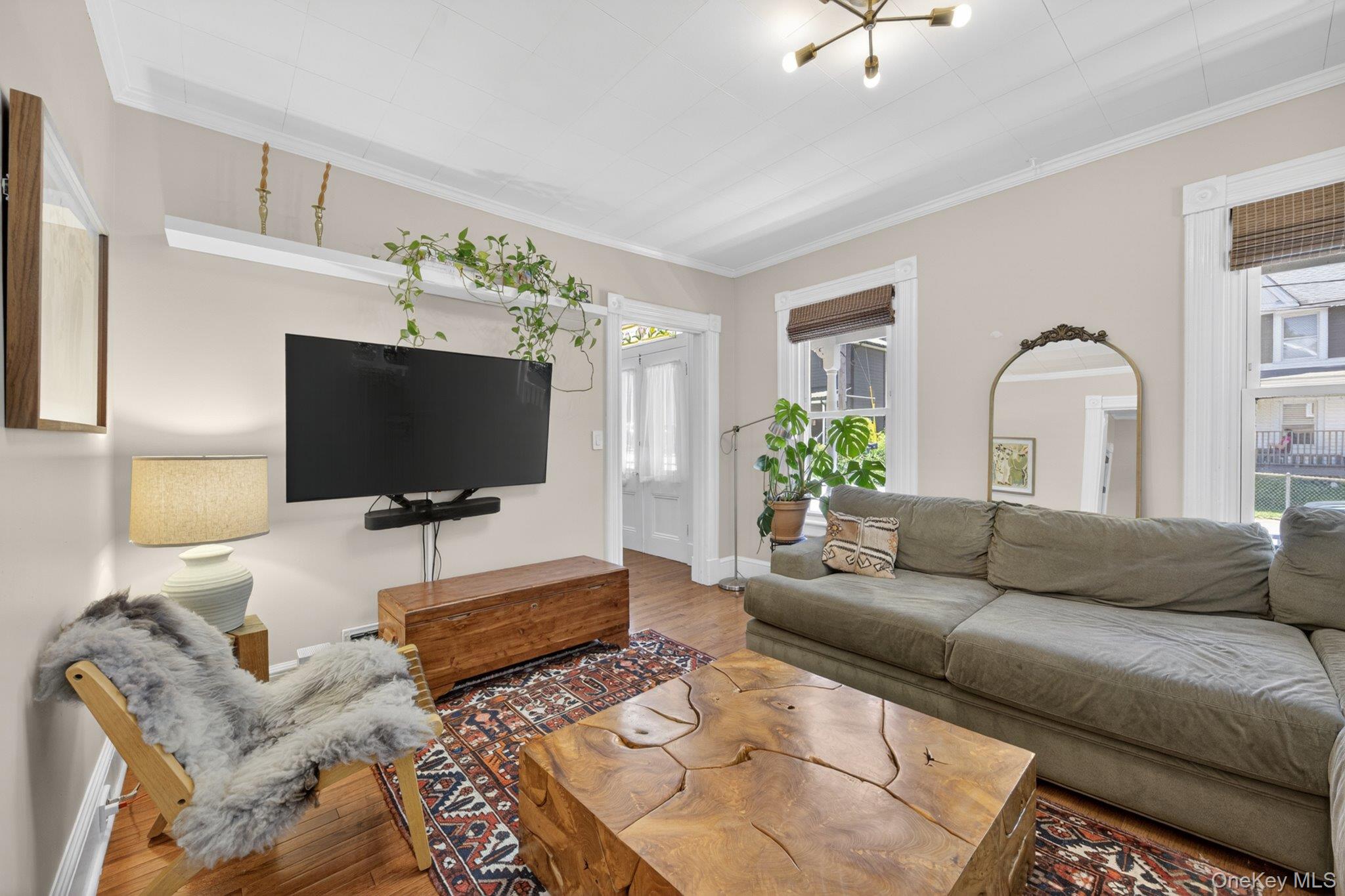46 Falconer Street Property Photo 5
