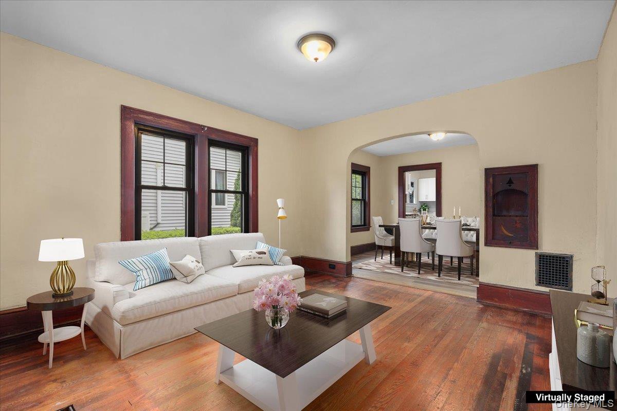 37 Yates Avenue Property Photo 6