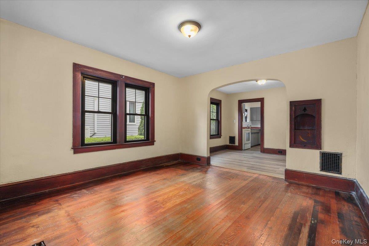 37 Yates Avenue Property Photo 7