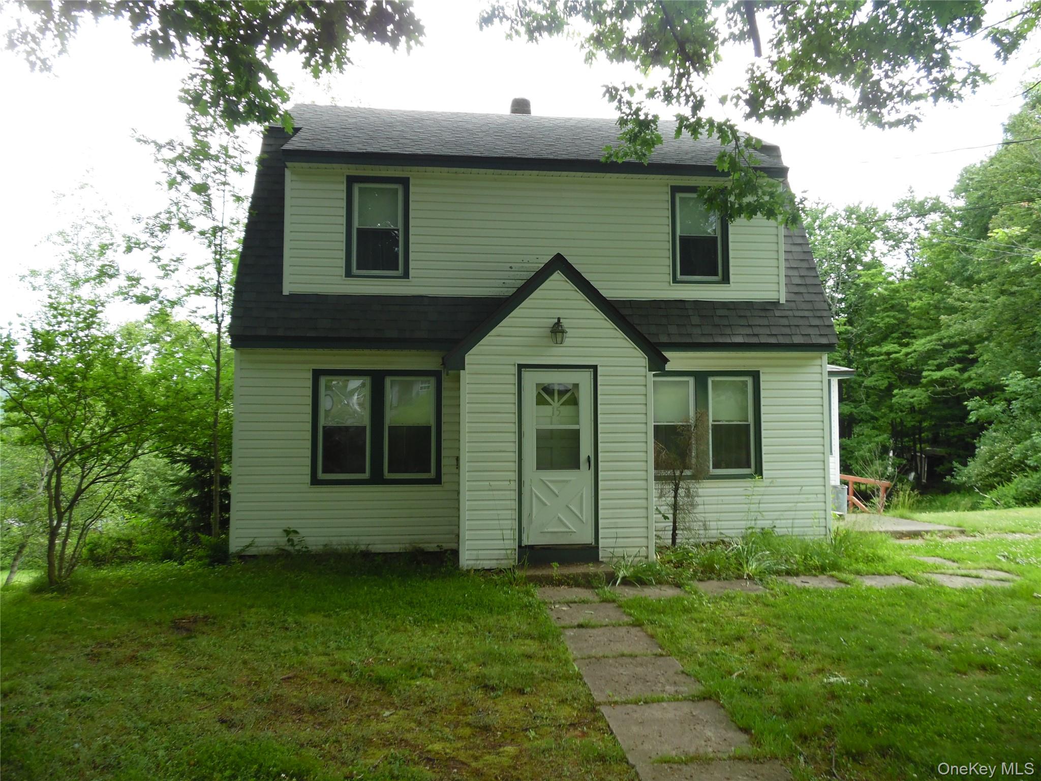 15 Cora Avenue Property Photo 1