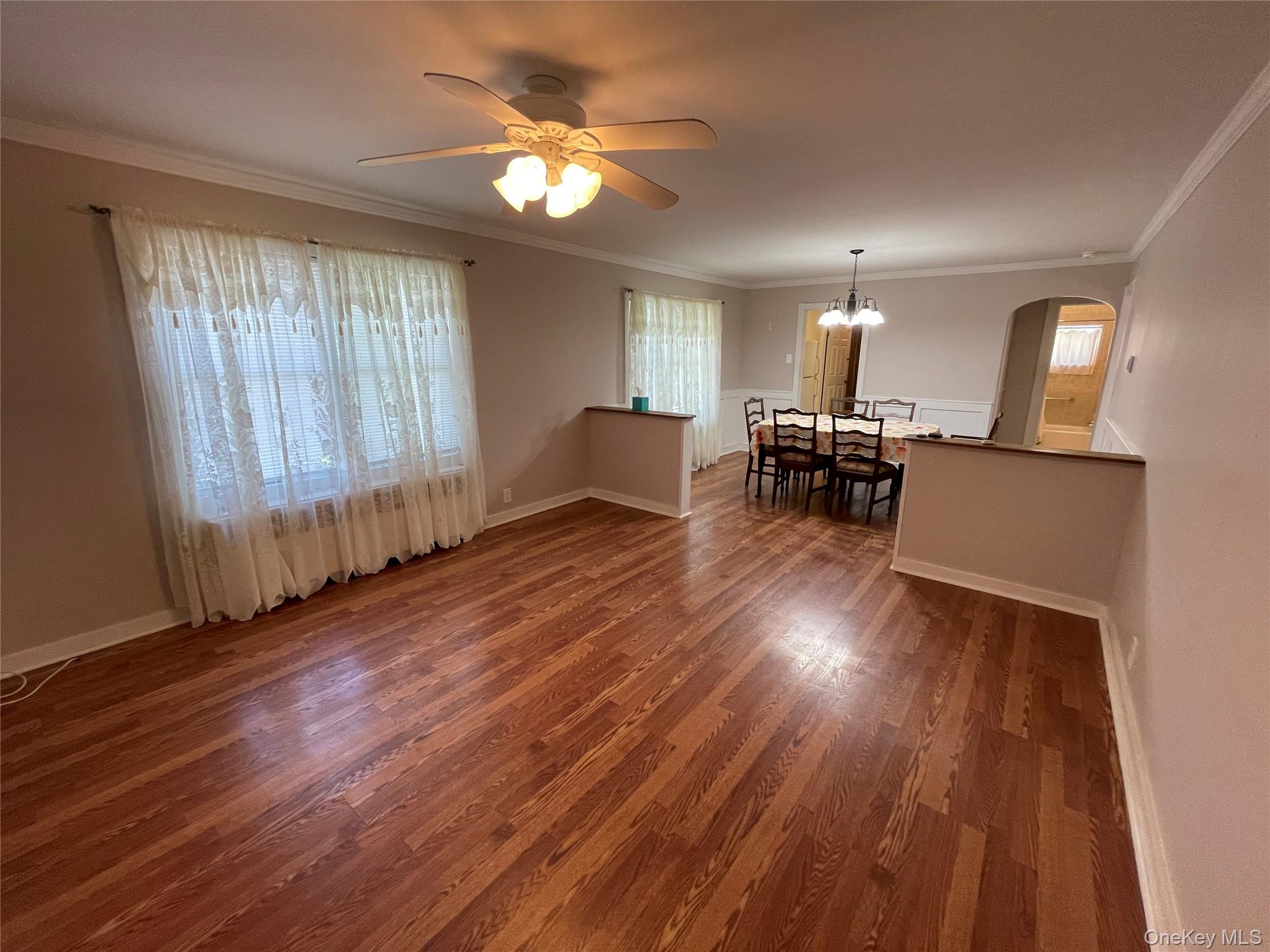 185 Seward Street Property Photo 6