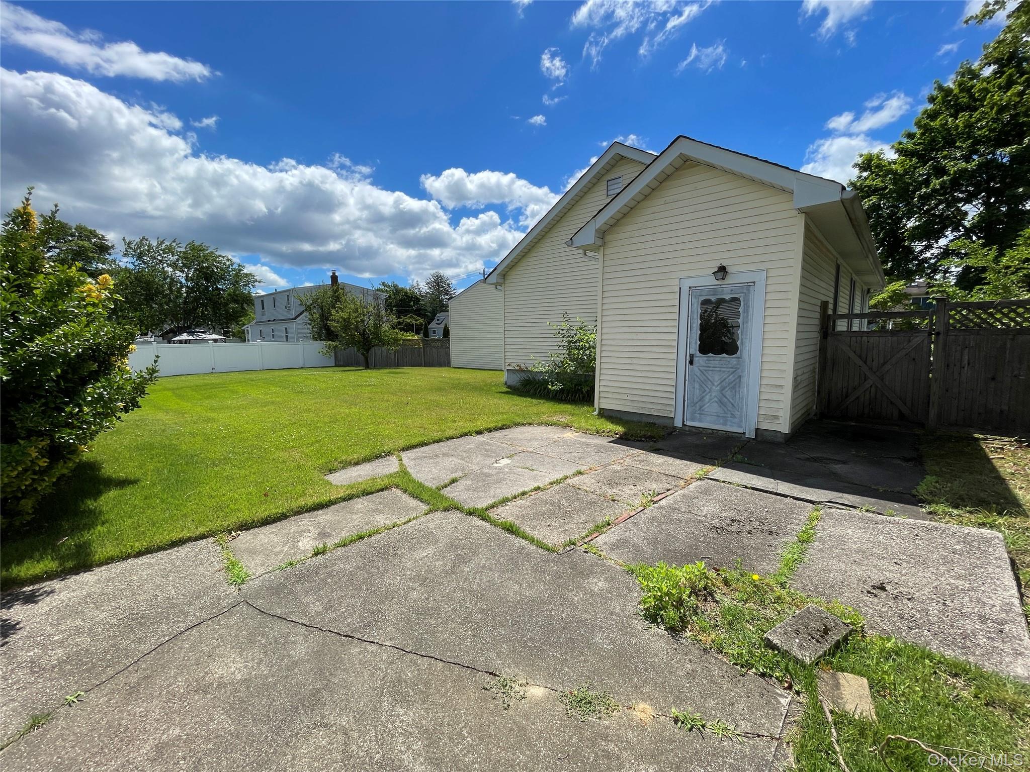 185 Seward Street Property Photo 25