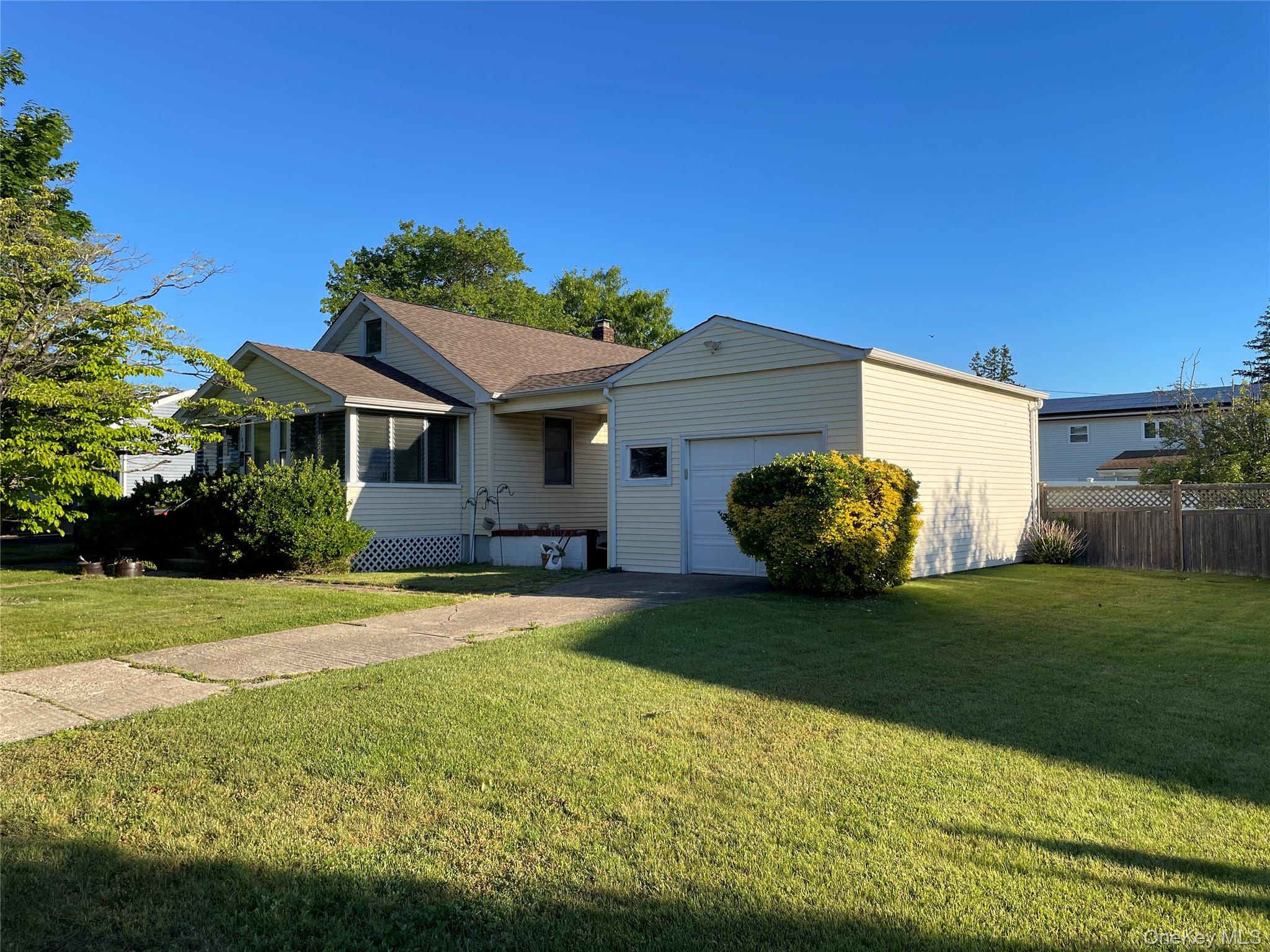 185 Seward Street Property Photo 30