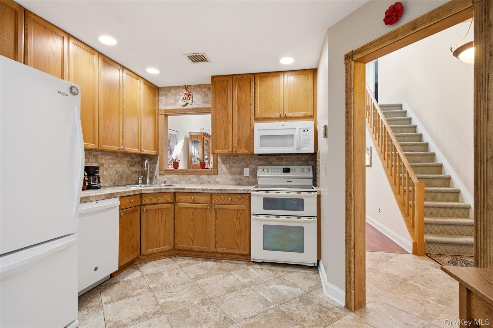 128 Scarlett Drive Property Photo 15