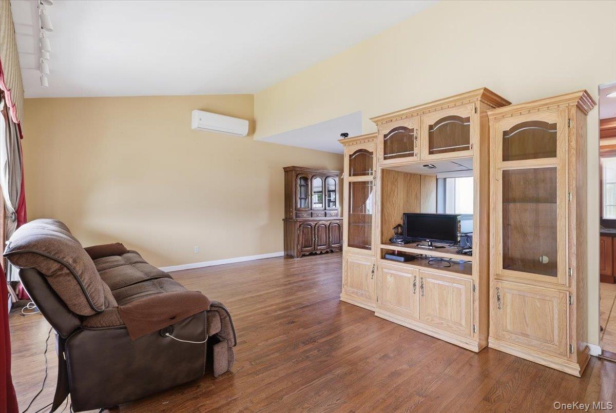 39 Grant Street Property Photo 2
